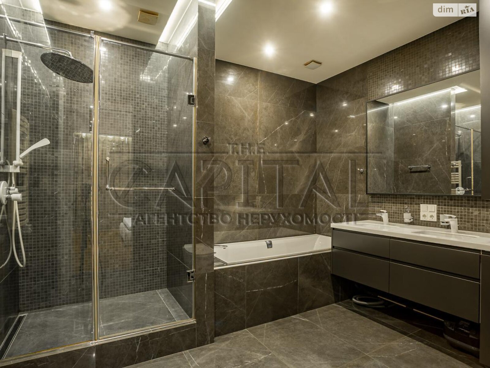 трехкомнатная квартира в Киеве, район Черная Гора, на ул. Андрея Верхогляда 15 в аренду на долгий срок помесячно фото 1