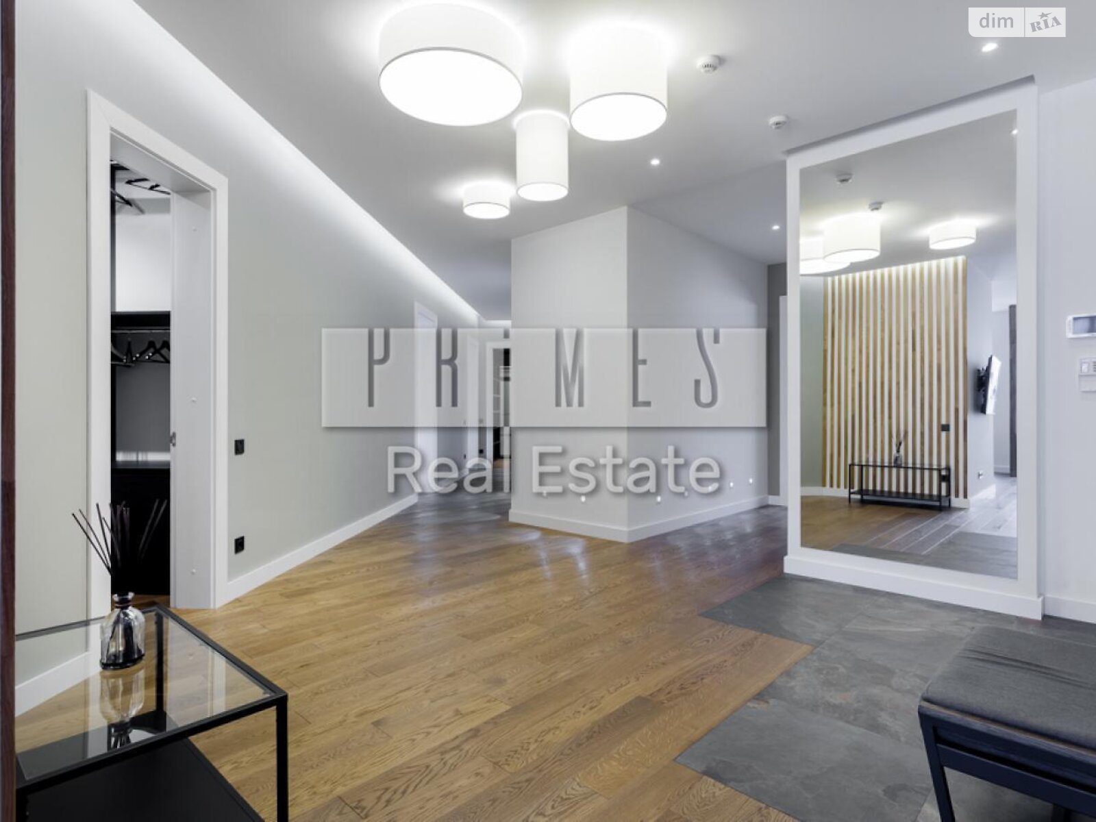 четырехкомнатная квартира в Киеве, район Черная Гора, на ул. Андрея Верхогляда 16 в аренду на долгий срок помесячно фото 1 четырехкомнатная квартира в Киеве, район Черная Гора, на ул. Андрея Верхогляда 16 в аренду на долгий срок помесячно фото 1