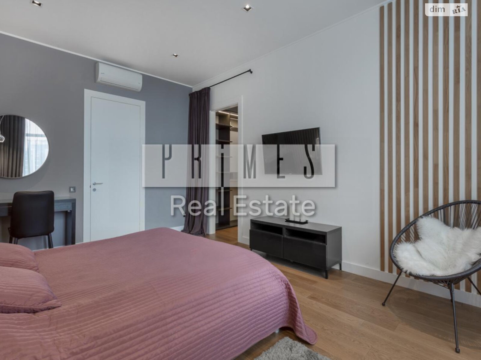 четырехкомнатная квартира в Киеве, район Черная Гора, на ул. Андрея Верхогляда 16 в аренду на долгий срок помесячно фото 1 четырехкомнатная квартира в Киеве, район Черная Гора, на ул. Андрея Верхогляда 16 в аренду на долгий срок помесячно фото 1