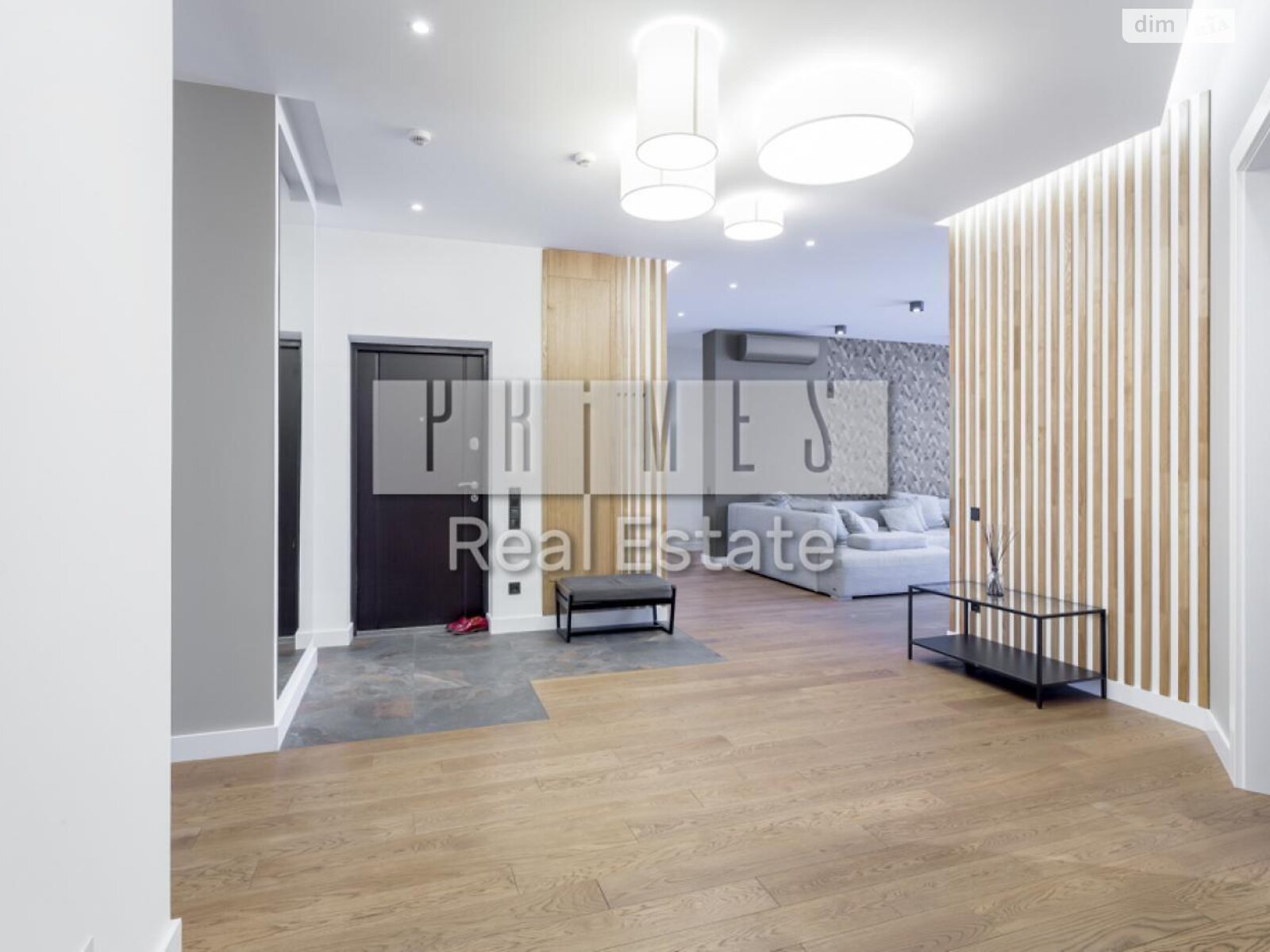 четырехкомнатная квартира в Киеве, район Черная Гора, на ул. Андрея Верхогляда 16 в аренду на долгий срок помесячно фото 1 четырехкомнатная квартира в Киеве, район Черная Гора, на ул. Андрея Верхогляда 16 в аренду на долгий срок помесячно фото 1