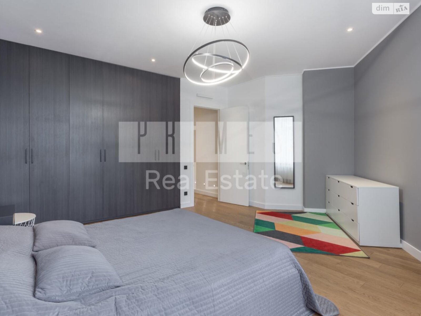 четырехкомнатная квартира в Киеве, район Черная Гора, на ул. Андрея Верхогляда 16 в аренду на долгий срок помесячно фото 1 четырехкомнатная квартира в Киеве, район Черная Гора, на ул. Андрея Верхогляда 16 в аренду на долгий срок помесячно фото 1