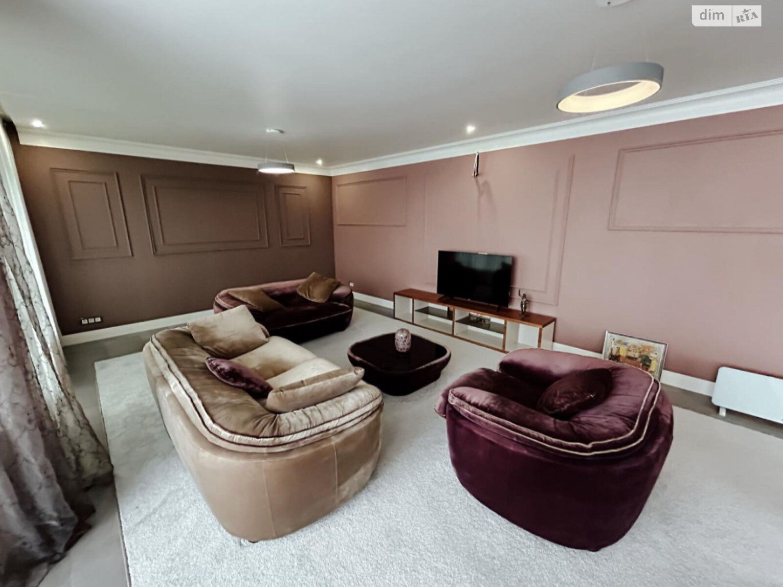 четырехкомнатная квартира в Киеве, район Черная Гора, на ул. Андрея Верхогляда 14 в аренду на долгий срок помесячно фото 1