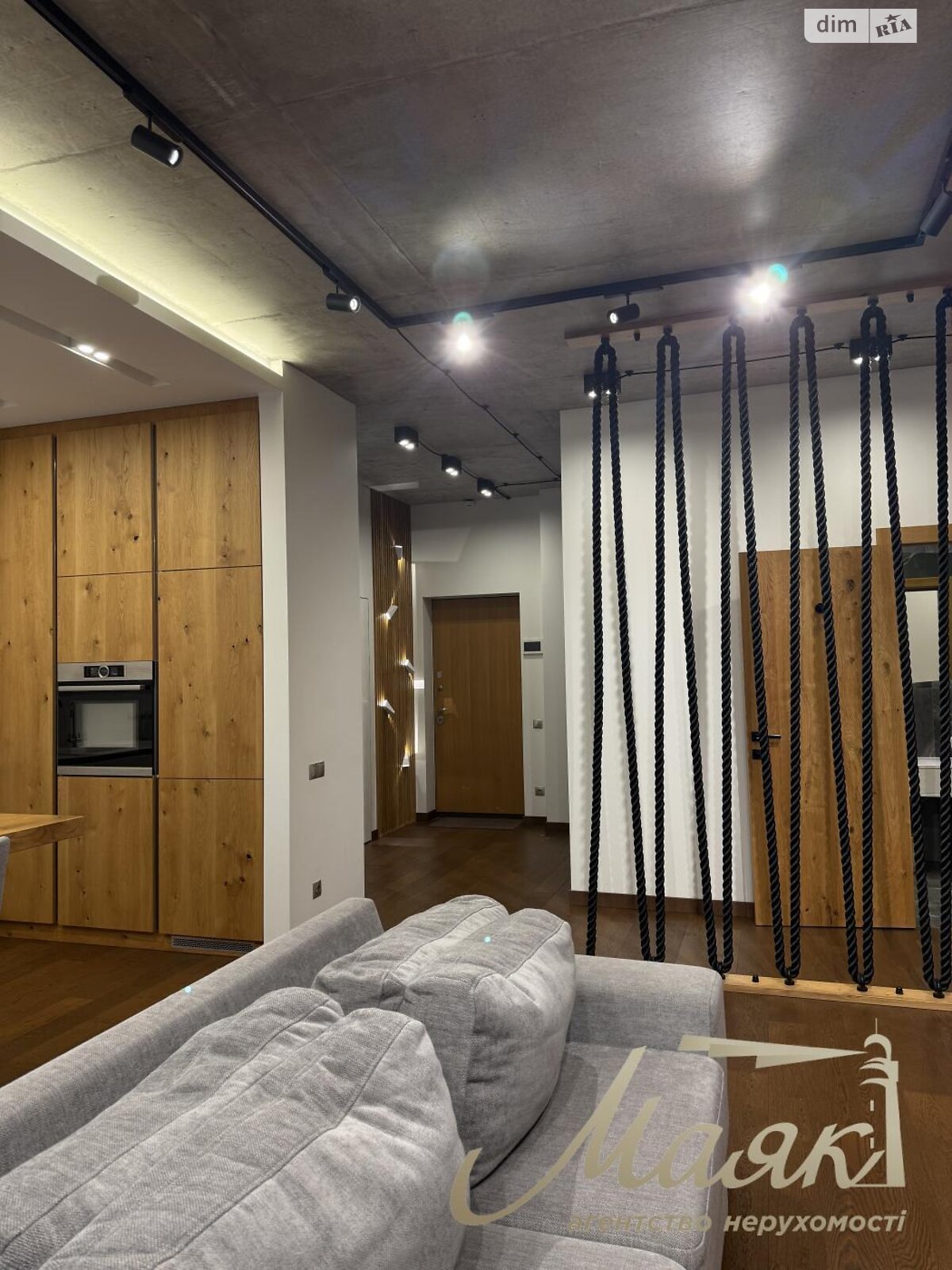 двухкомнатная квартира в Киеве, район Черная Гора, на ул. Андрея Верхогляда 11В, кв. 12 в аренду на долгий срок помесячно фото 1 двухкомнатная квартира в Киеве, район Черная Гора, на ул. Андрея Верхогляда 11В, кв. 12 в аренду на долгий срок помесячно фото 1