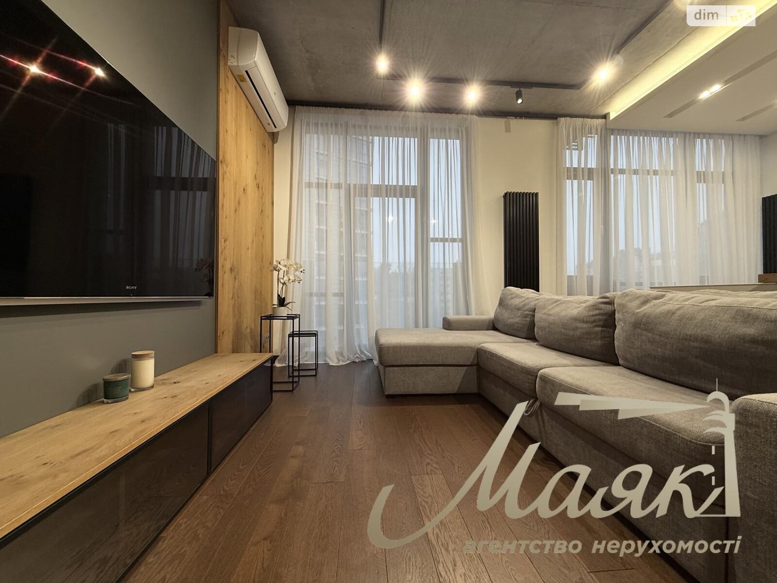 двухкомнатная квартира в Киеве, район Черная Гора, на ул. Андрея Верхогляда 11В, кв. 12 в аренду на долгий срок помесячно фото 1 двухкомнатная квартира в Киеве, район Черная Гора, на ул. Андрея Верхогляда 11В, кв. 12 в аренду на долгий срок помесячно фото 1