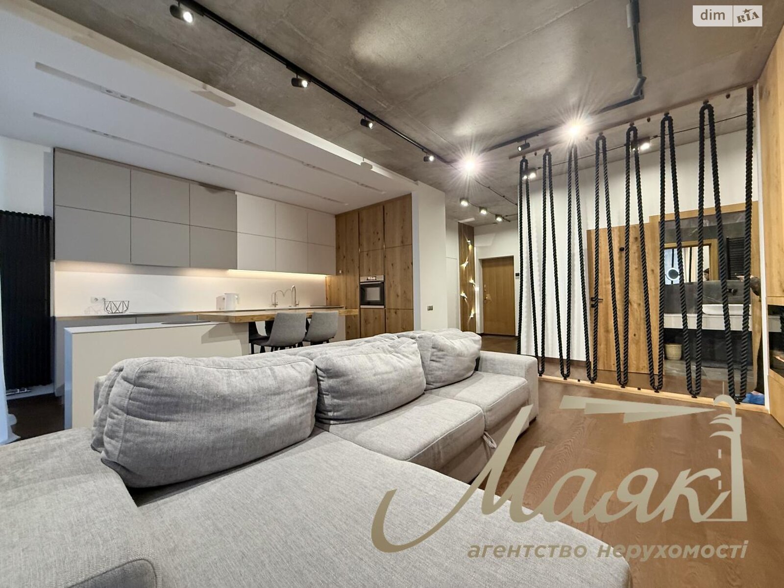 двухкомнатная квартира в Киеве, район Черная Гора, на ул. Андрея Верхогляда 11В, кв. 12 в аренду на долгий срок помесячно фото 1 двухкомнатная квартира в Киеве, район Черная Гора, на ул. Андрея Верхогляда 11В, кв. 12 в аренду на долгий срок помесячно фото 1