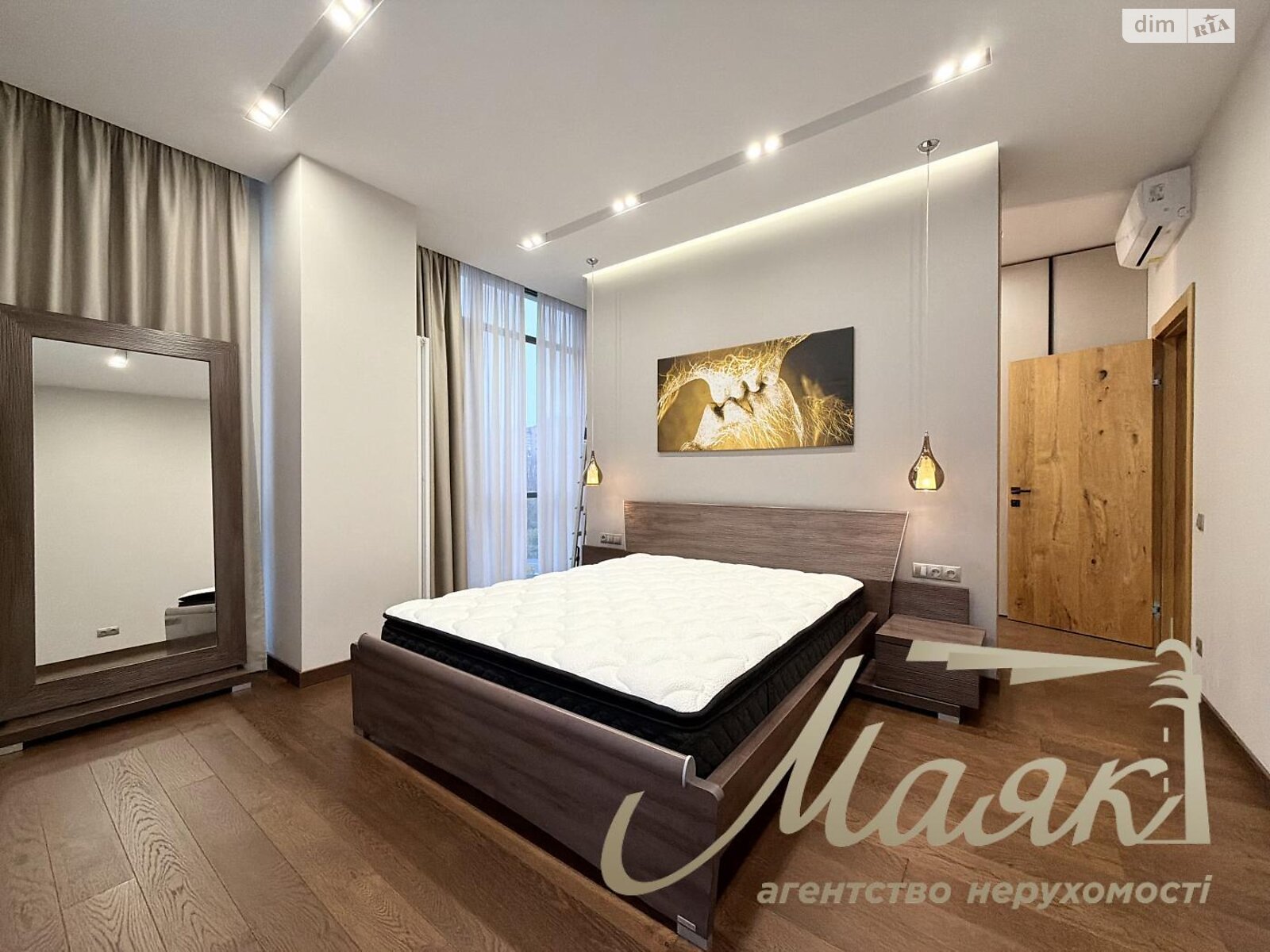 двухкомнатная квартира в Киеве, район Черная Гора, на ул. Андрея Верхогляда 11В, кв. 12 в аренду на долгий срок помесячно фото 1 двухкомнатная квартира в Киеве, район Черная Гора, на ул. Андрея Верхогляда 11В, кв. 12 в аренду на долгий срок помесячно фото 1