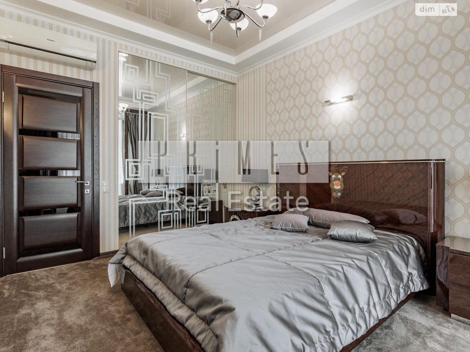 трехкомнатная квартира в Киеве, район Печерский, на ул. Андрея Верхогляда 20 в аренду на долгий срок помесячно фото 1