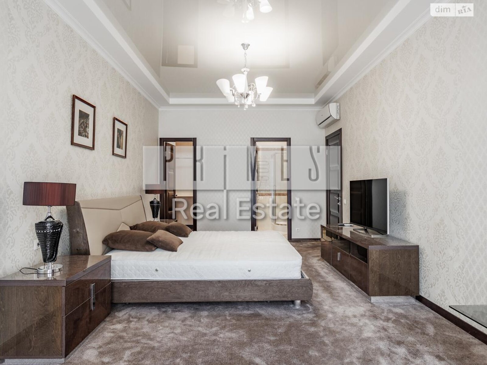 трехкомнатная квартира в Киеве, район Печерский, на ул. Андрея Верхогляда 20 в аренду на долгий срок помесячно фото 1