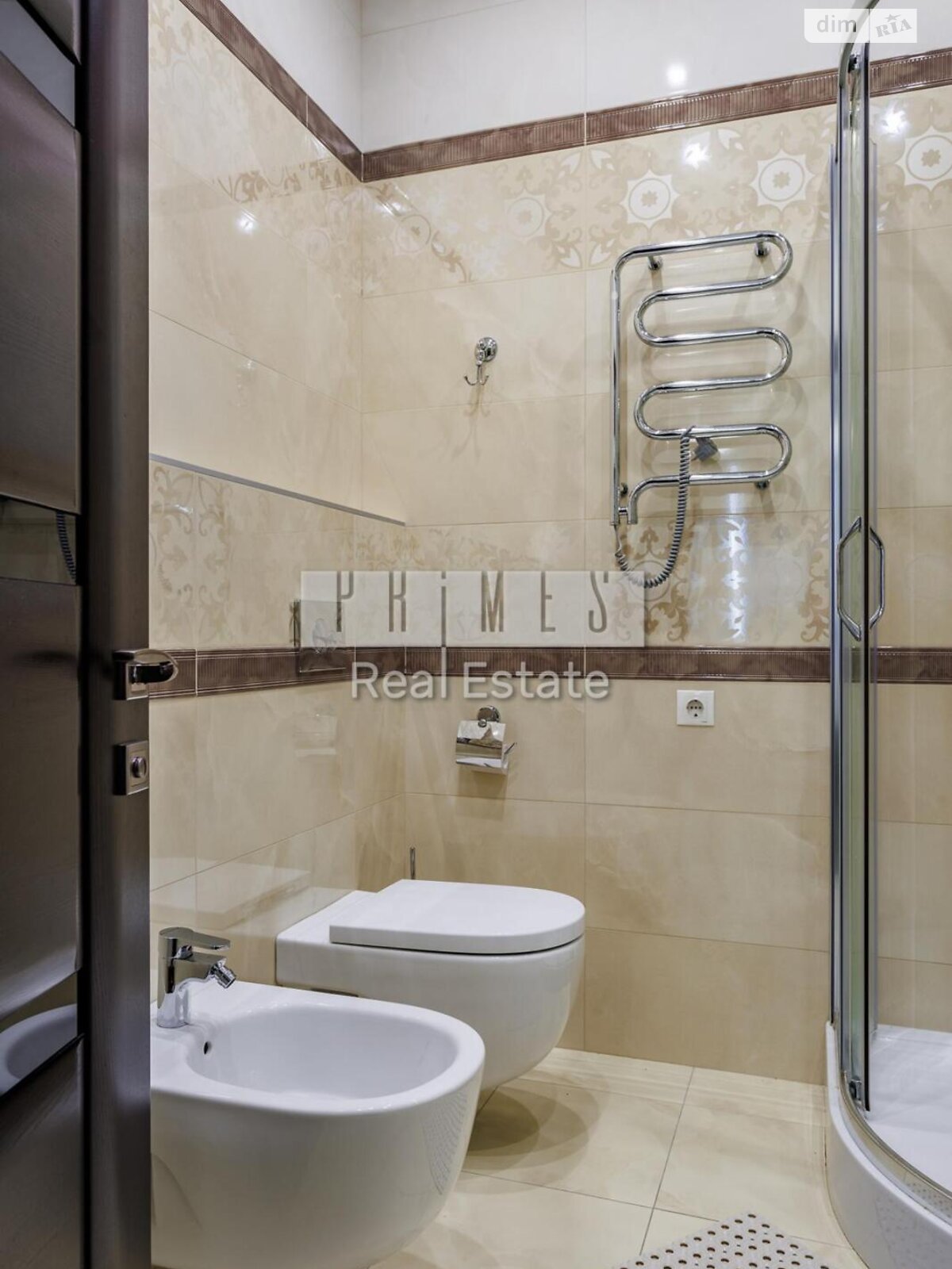 трехкомнатная квартира в Киеве, район Печерский, на ул. Андрея Верхогляда 20 в аренду на долгий срок помесячно фото 1