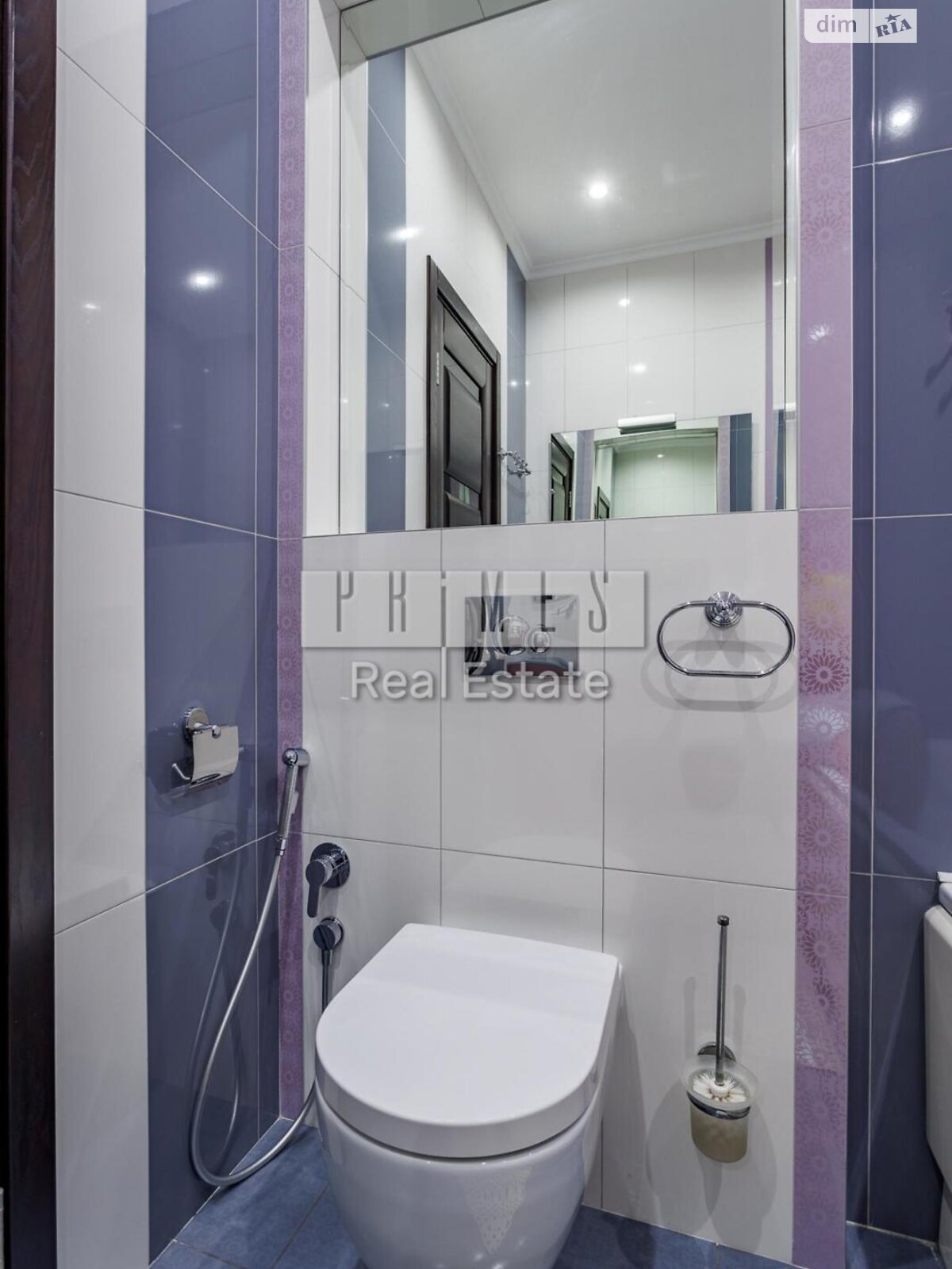 трехкомнатная квартира в Киеве, район Печерский, на ул. Андрея Верхогляда 20 в аренду на долгий срок помесячно фото 1