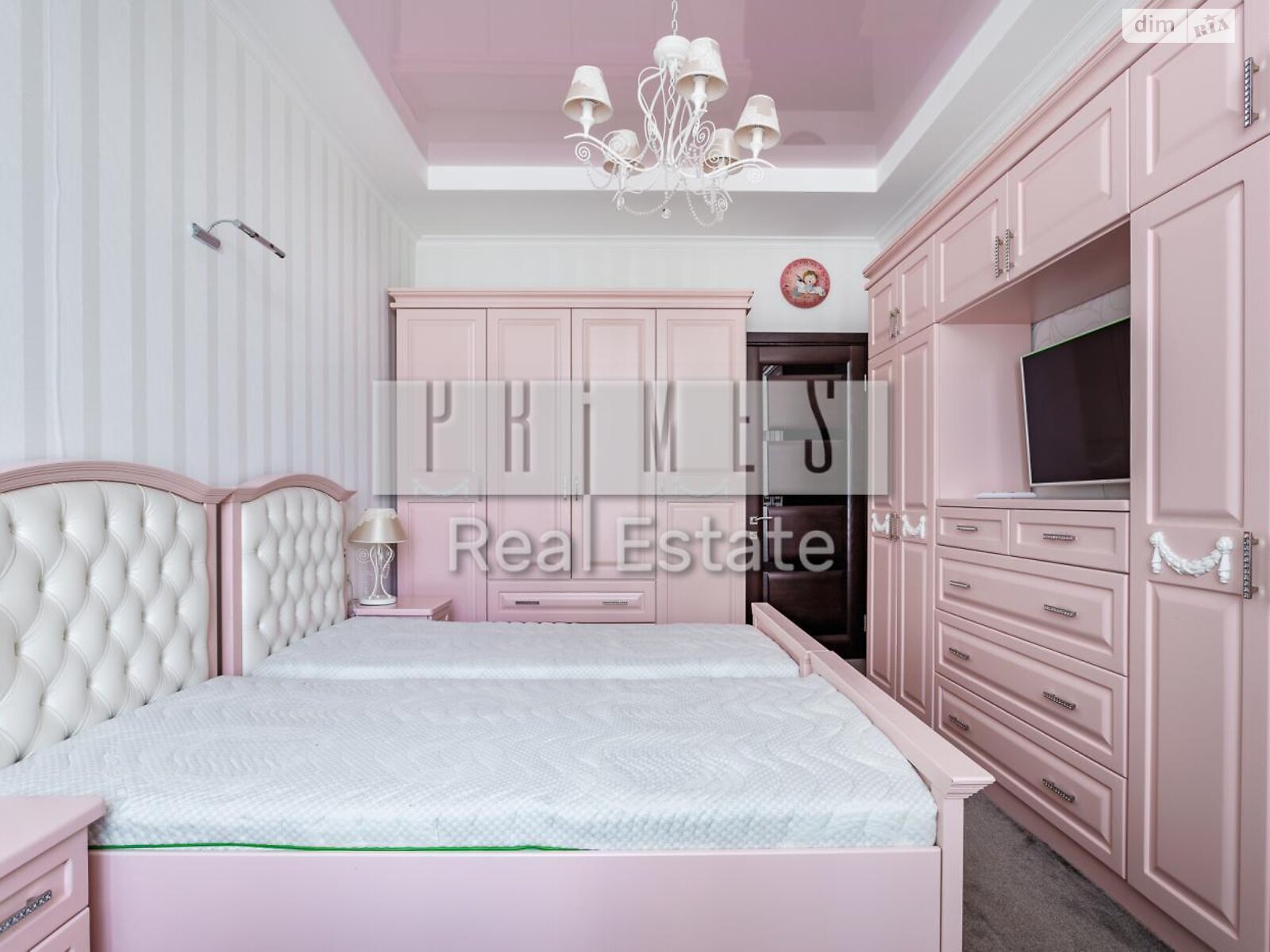 трехкомнатная квартира в Киеве, район Печерский, на ул. Андрея Верхогляда 20 в аренду на долгий срок помесячно фото 1