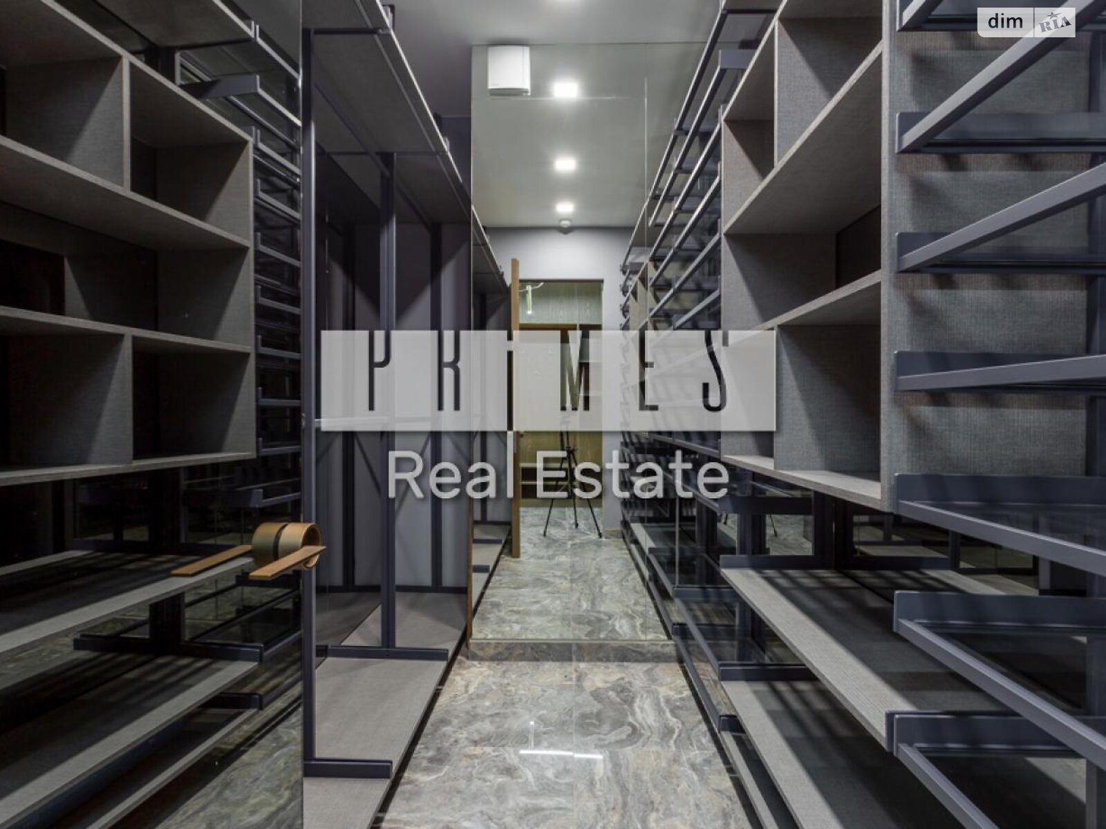 четырехкомнатная квартира в Киеве, район Черная Гора, на ул. Андрея Верхогляда 18А в аренду на долгий срок помесячно фото 1