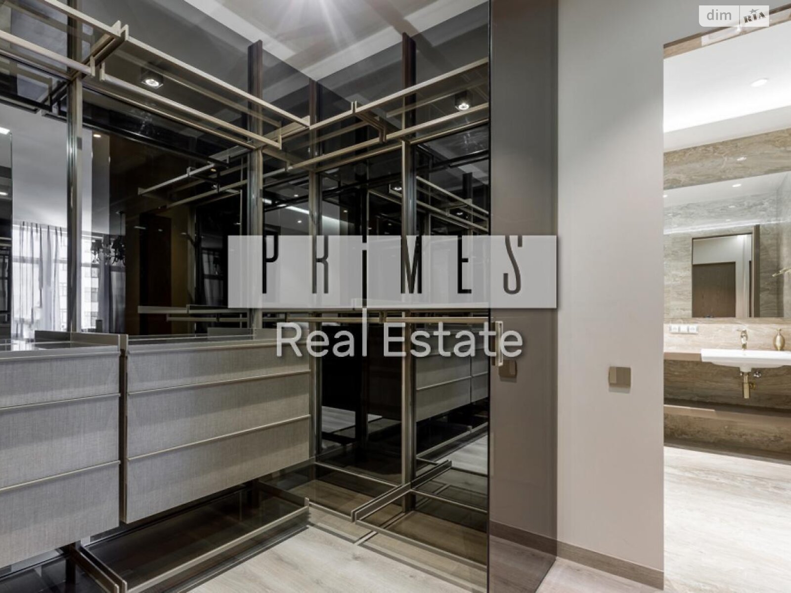 четырехкомнатная квартира в Киеве, район Черная Гора, на ул. Андрея Верхогляда 18А в аренду на долгий срок помесячно фото 1