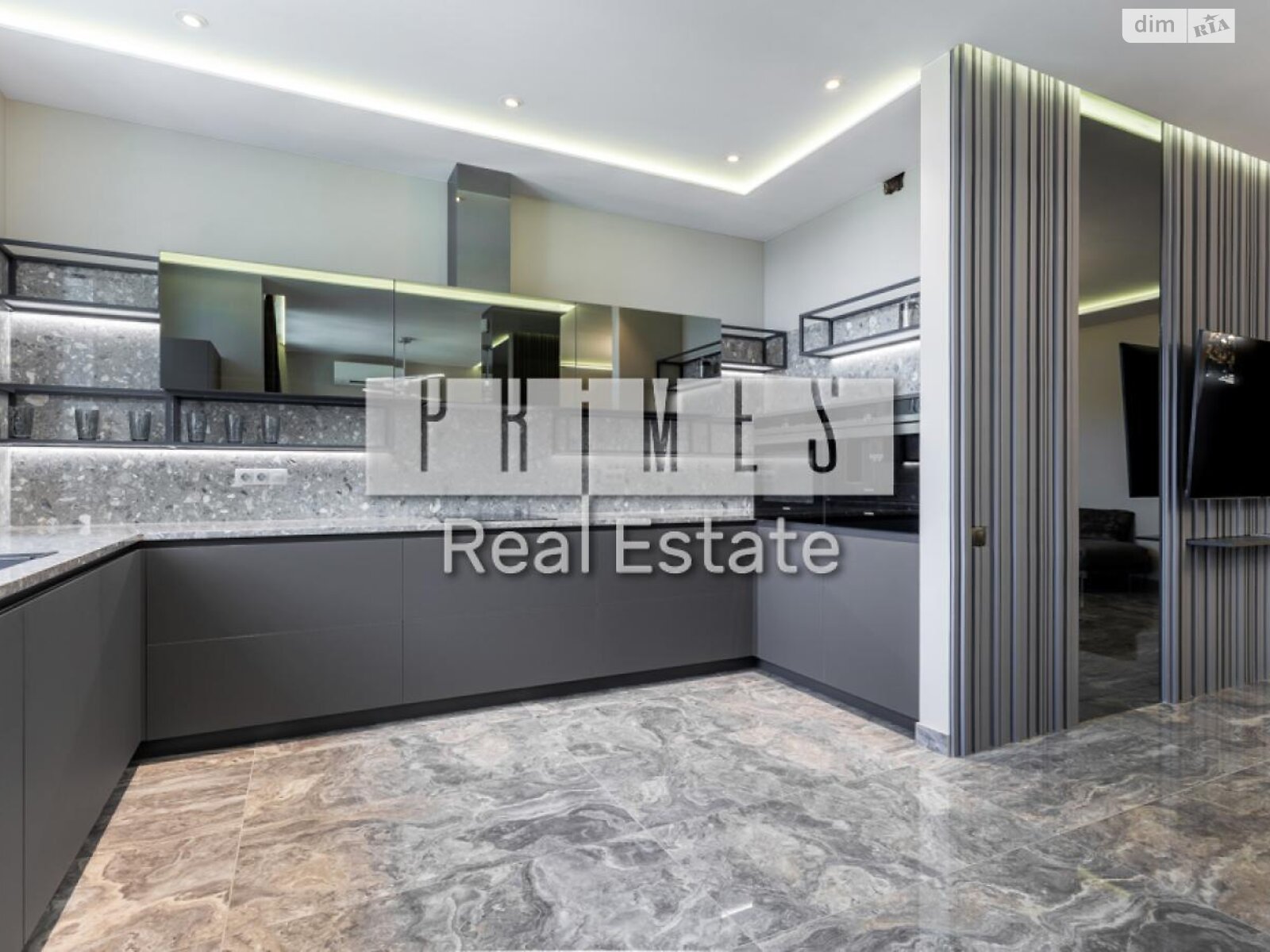 четырехкомнатная квартира в Киеве, район Черная Гора, на ул. Андрея Верхогляда 18А в аренду на долгий срок помесячно фото 1