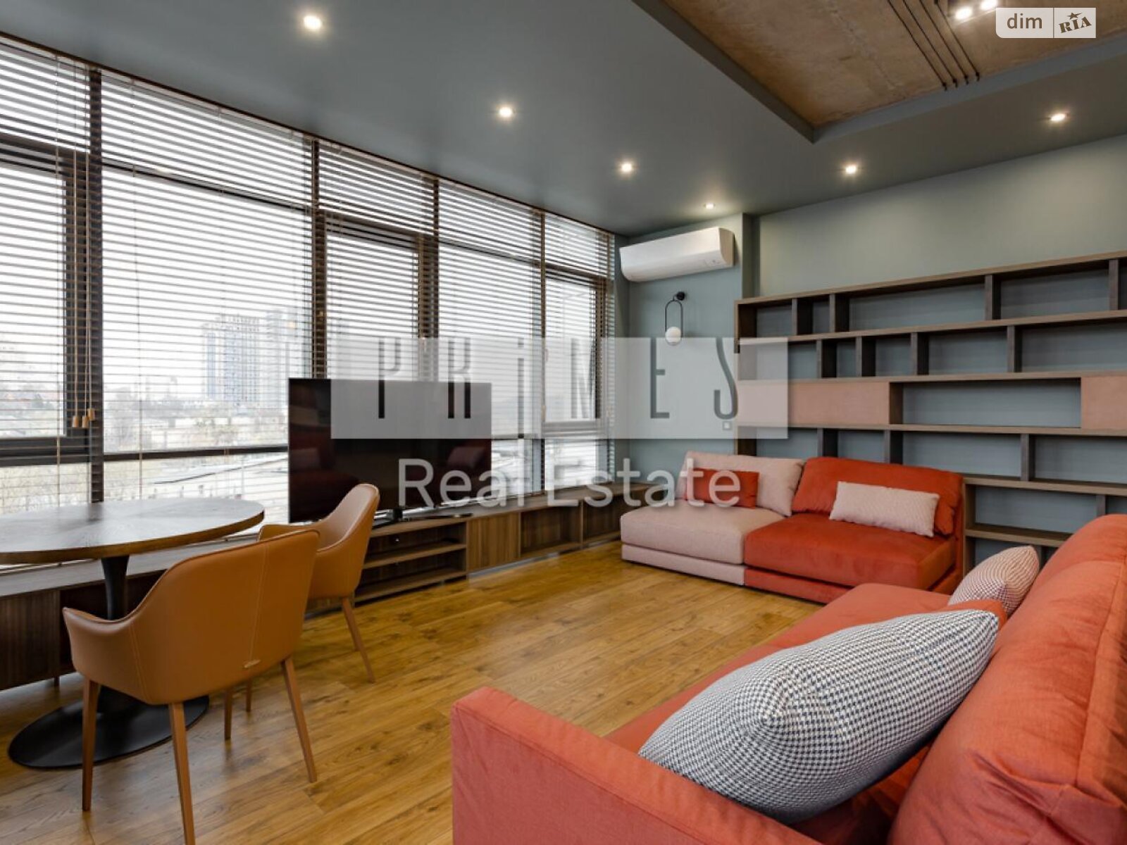 трехкомнатная квартира в Киеве, район Черная Гора, на ул. Андрея Верхогляда 11Б в аренду на долгий срок помесячно фото 1