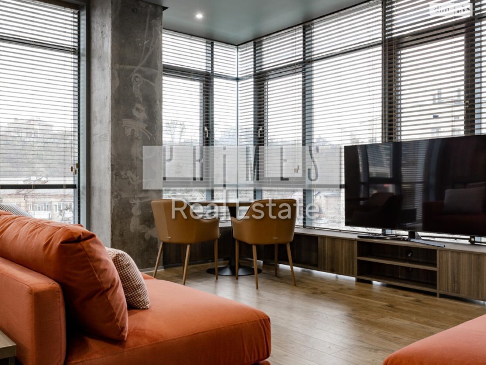 трехкомнатная квартира в Киеве, район Черная Гора, на ул. Андрея Верхогляда 11Б в аренду на долгий срок помесячно фото 1