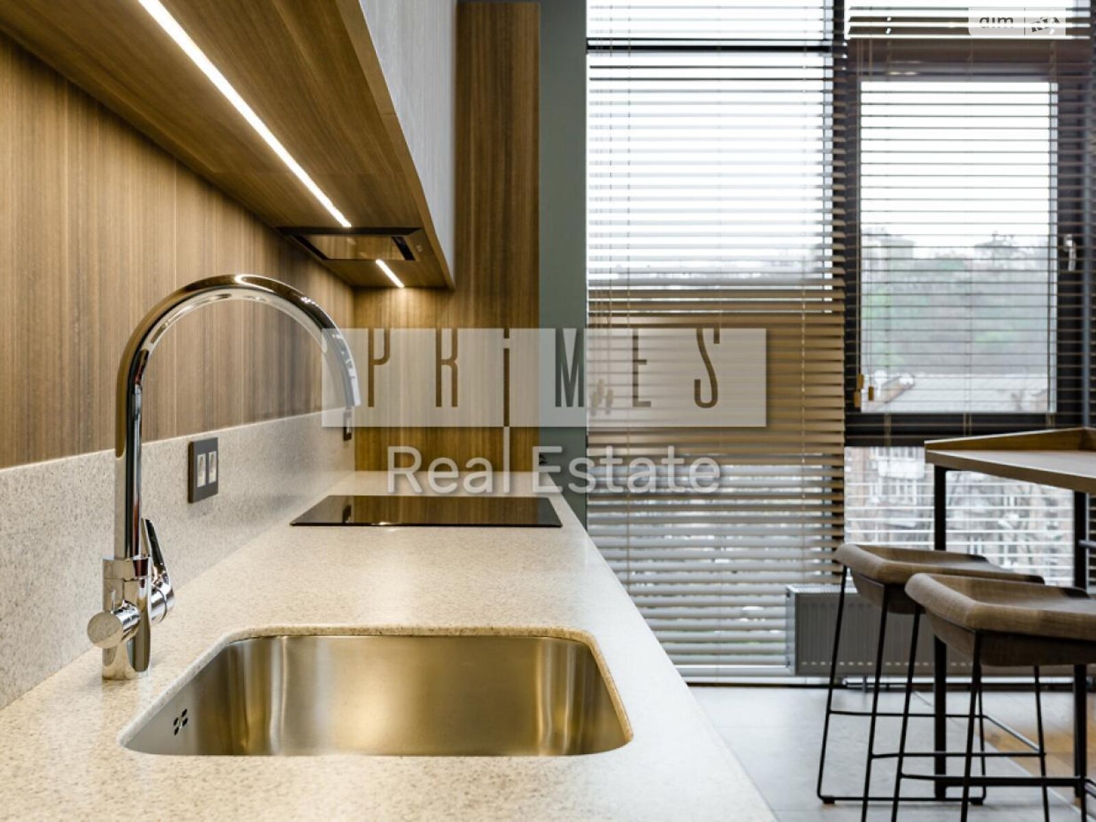 трехкомнатная квартира в Киеве, район Черная Гора, на ул. Андрея Верхогляда 11Б в аренду на долгий срок помесячно фото 1