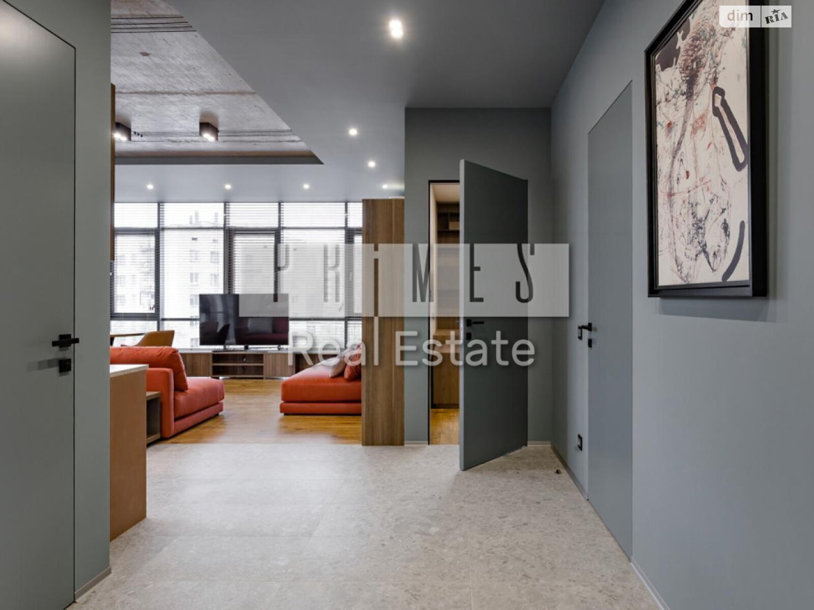 трехкомнатная квартира в Киеве, район Черная Гора, на ул. Андрея Верхогляда 11Б в аренду на долгий срок помесячно фото 1