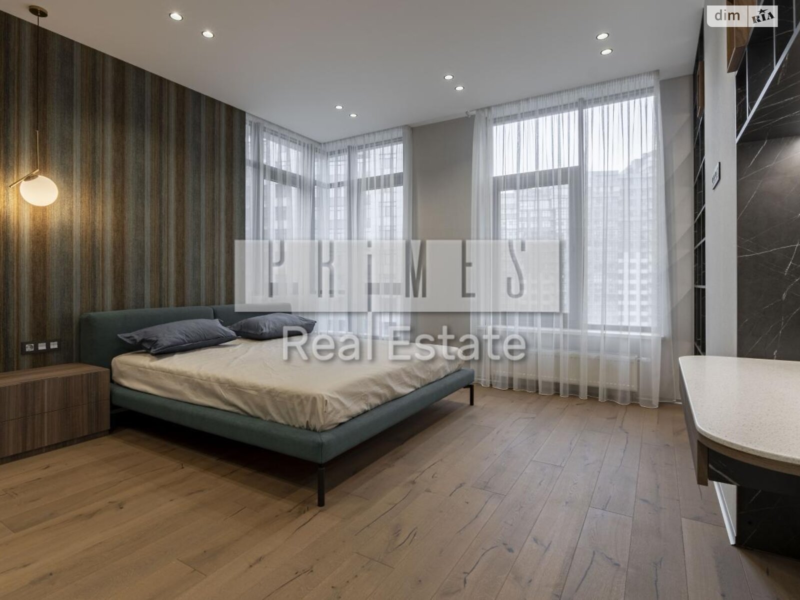 трехкомнатная квартира в Киеве, район Черная Гора, на ул. Андрея Верхогляда 17Б в аренду на долгий срок помесячно фото 1