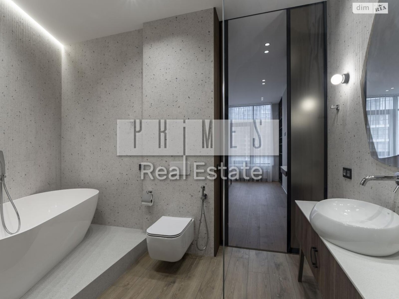 трехкомнатная квартира в Киеве, район Черная Гора, на ул. Андрея Верхогляда 17Б в аренду на долгий срок помесячно фото 1