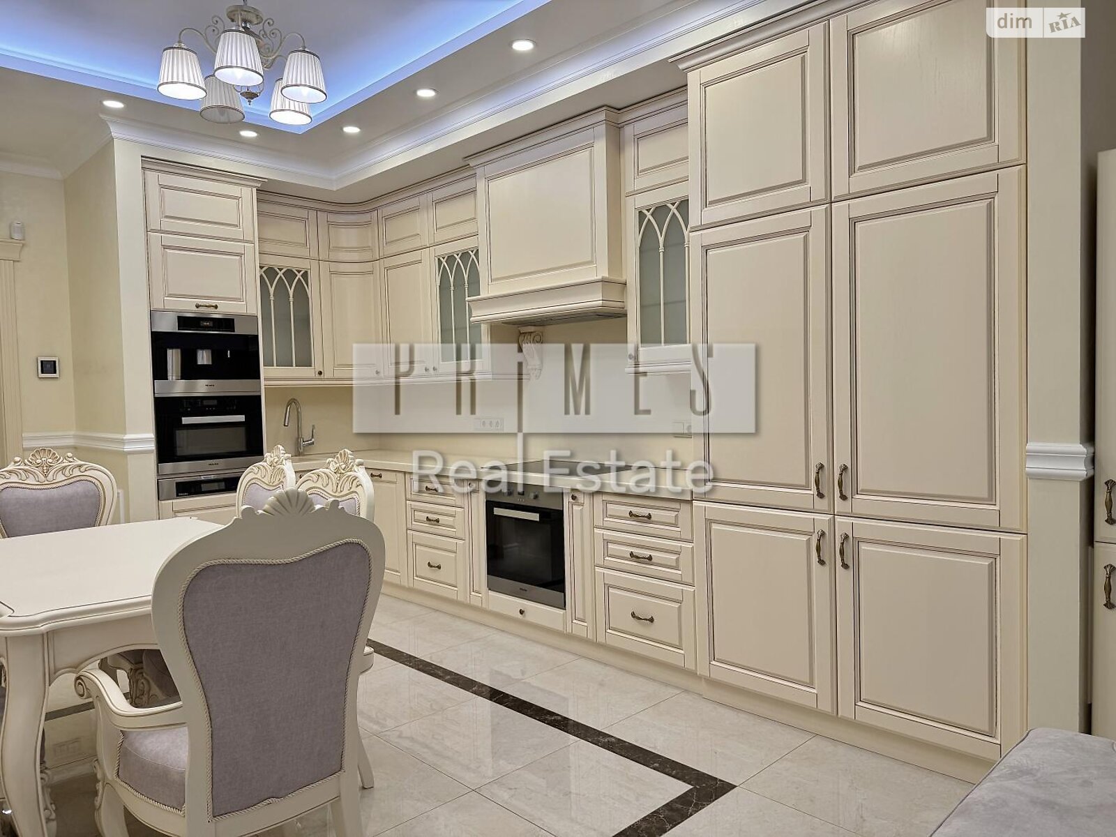 трехкомнатная квартира в Киеве, район Черная Гора, на ул. Андрея Верхогляда 9 в аренду на долгий срок помесячно фото 1