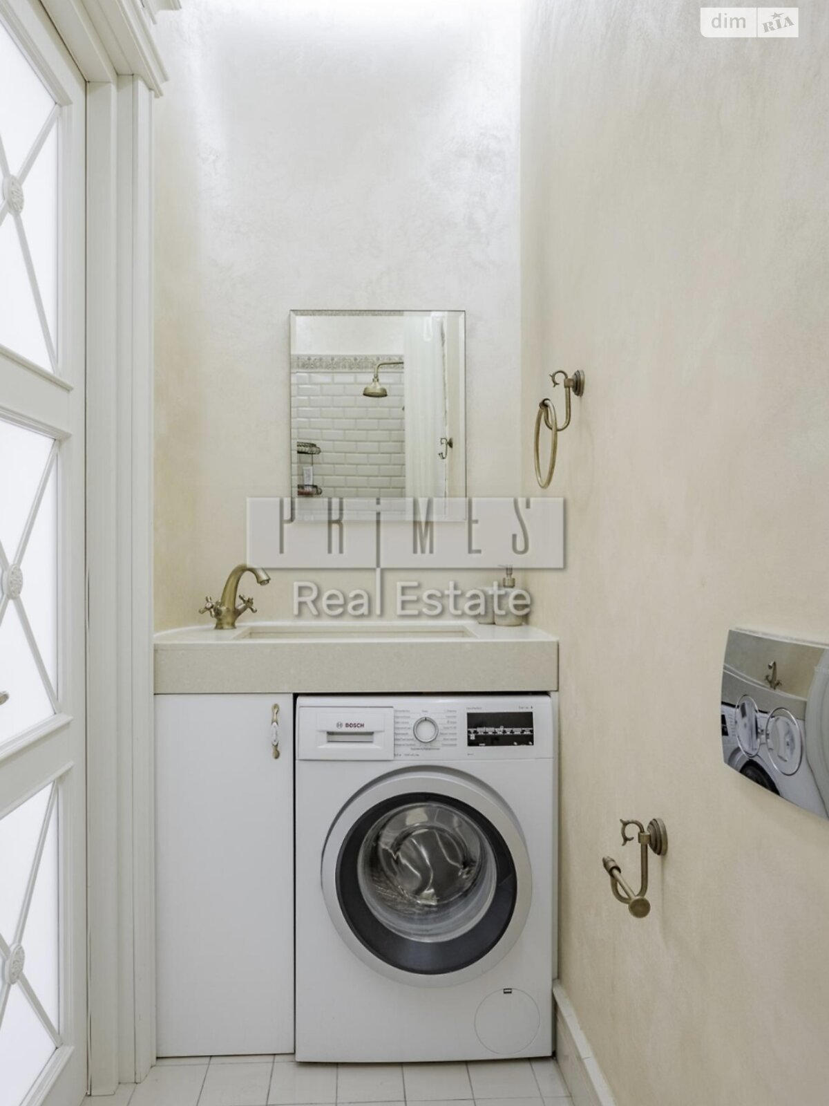 трехкомнатная квартира в Киеве, район Черная Гора, на ул. Андрея Верхогляда 20, кв. 222 в аренду на долгий срок помесячно фото 1