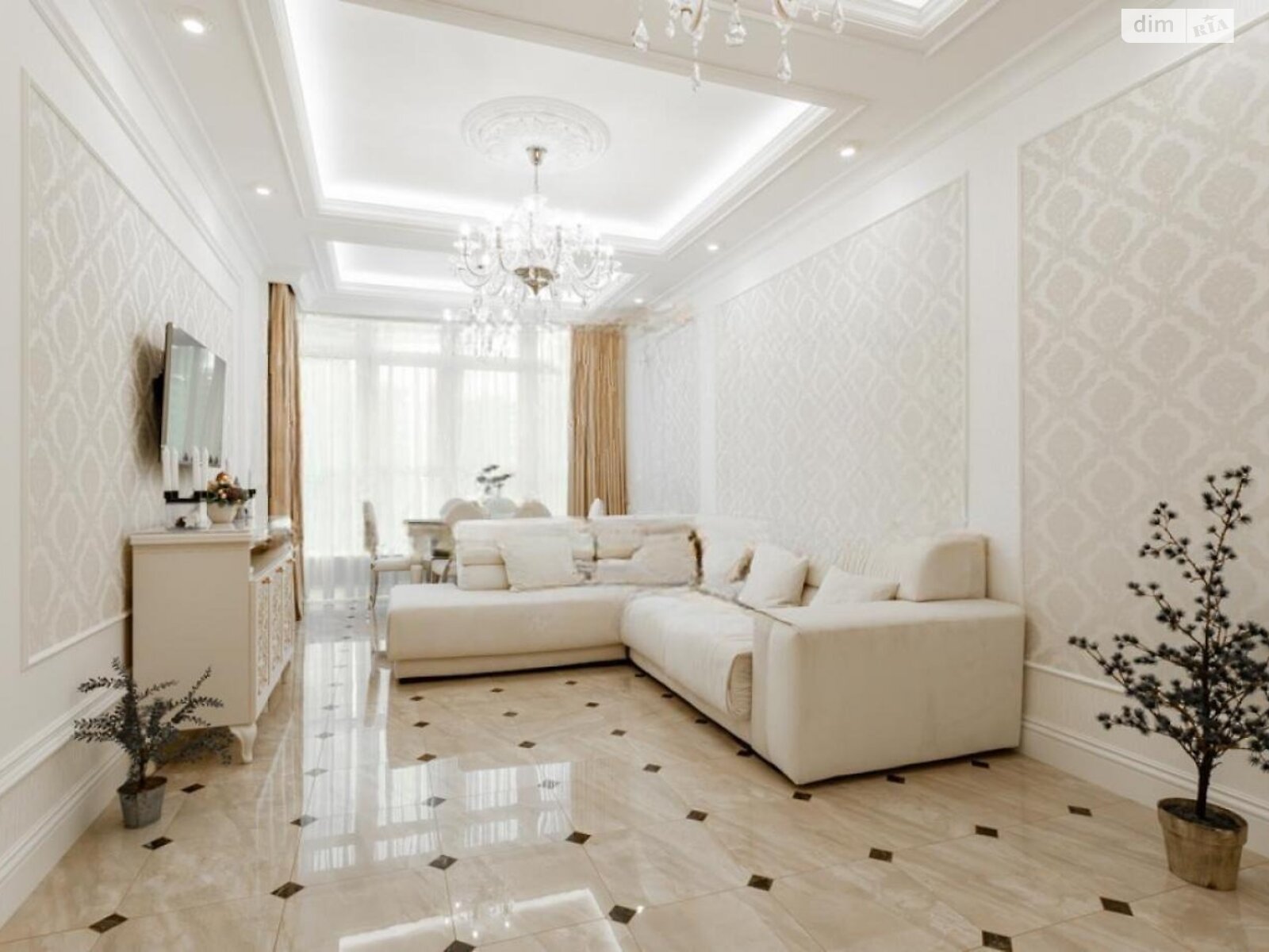 трехкомнатная квартира в Киеве, район Черная Гора, на ул. Андрея Верхогляда 11 в аренду на долгий срок помесячно фото 1