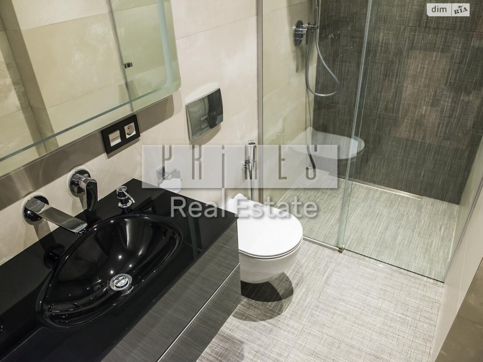 четырехкомнатная квартира в Киеве, район Черная Гора, на ул. Андрея Верхогляда 15 в аренду на долгий срок помесячно фото 1