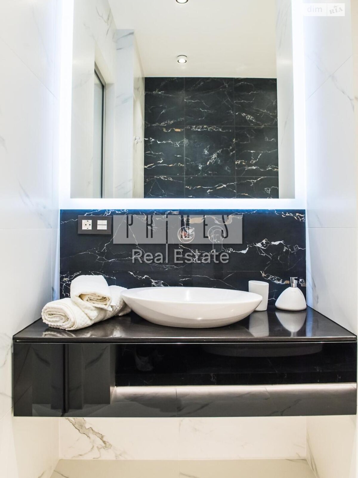 четырехкомнатная квартира в Киеве, район Черная Гора, на ул. Андрея Верхогляда 15 в аренду на долгий срок помесячно фото 1