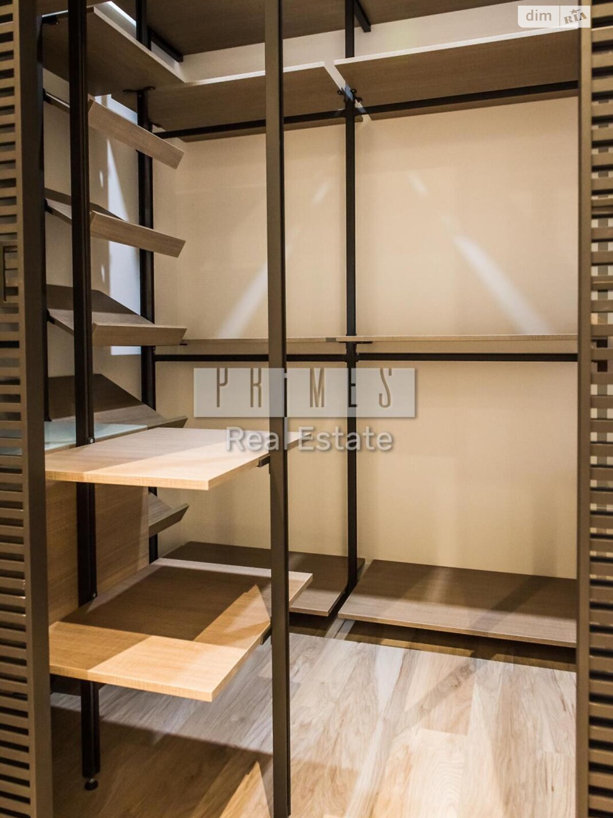 четырехкомнатная квартира в Киеве, район Черная Гора, на ул. Андрея Верхогляда 15 в аренду на долгий срок помесячно фото 1