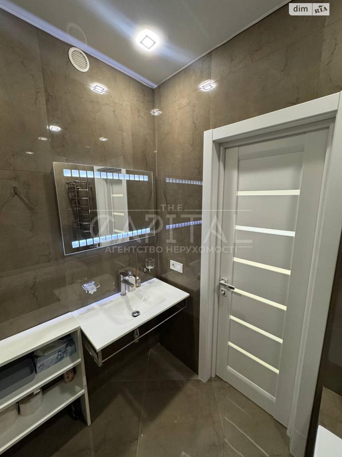 двухкомнатная квартира в Киеве, район Черная Гора, на ул. Кахи Бендукидзе 2 в аренду на долгий срок помесячно фото 1 двухкомнатная квартира в Киеве, район Черная Гора, на ул. Кахи Бендукидзе 2 в аренду на долгий срок помесячно фото 1