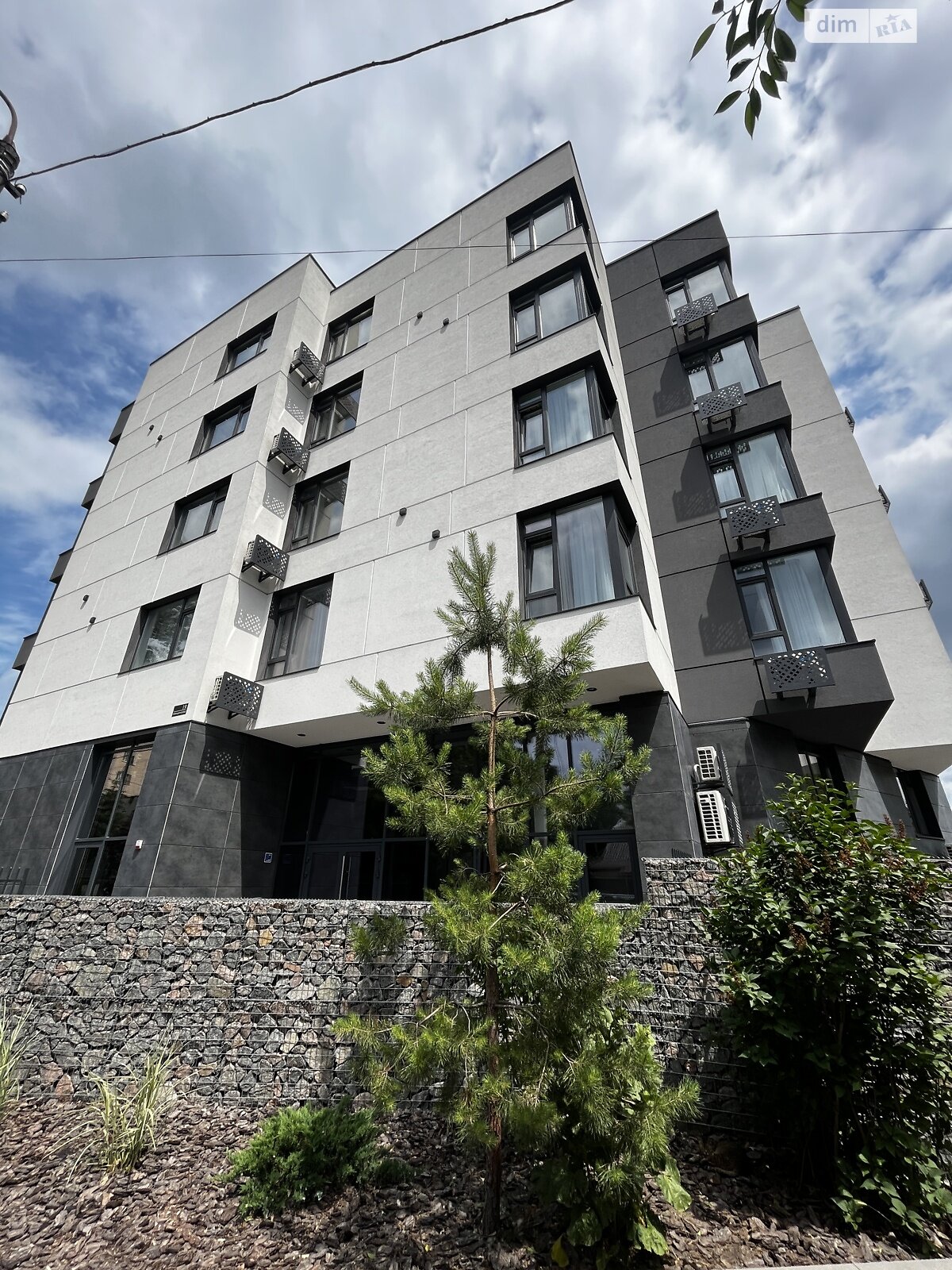 однокомнатная квартира в Киеве, район Черная Гора, на ул. Менделеева 19, кв. 303 в аренду на долгий срок помесячно фото 1 однокомнатная квартира в Киеве, район Черная Гора, на ул. Менделеева 19, кв. 303 в аренду на долгий срок помесячно фото 1