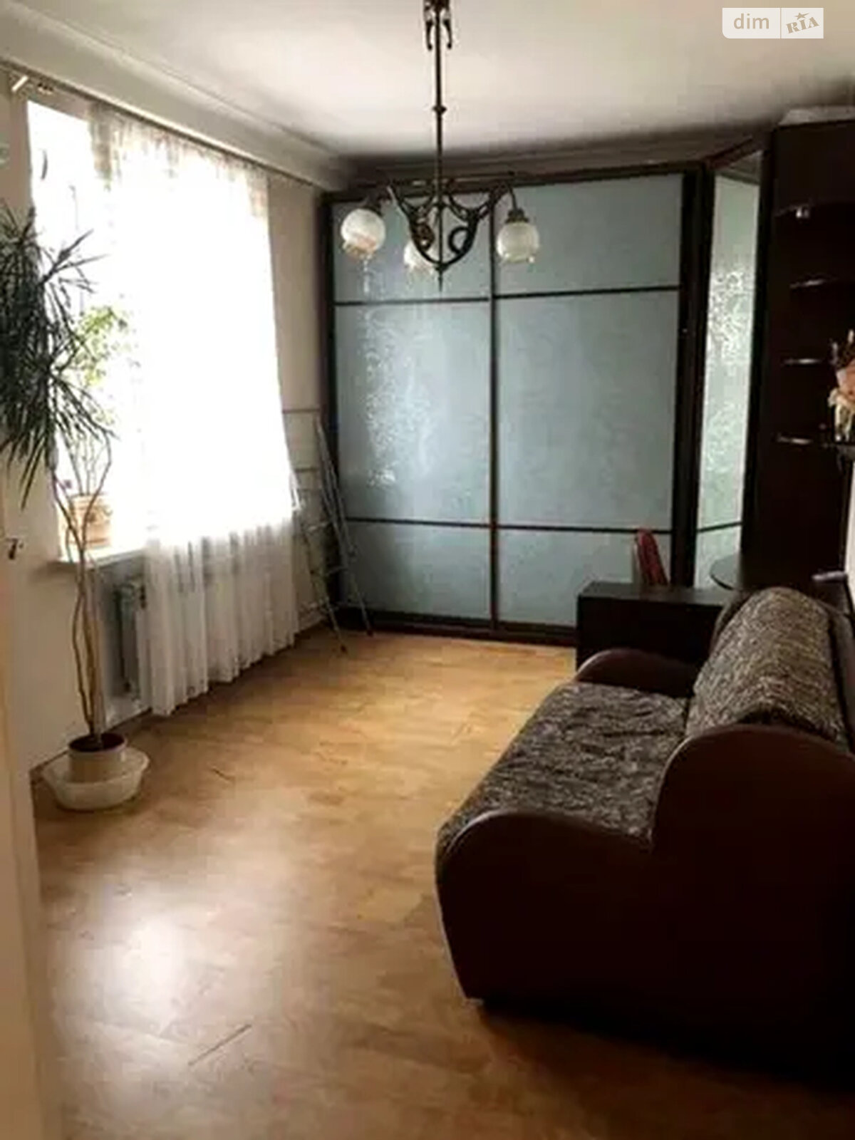 трикімнатна квартира в Києві, район Чорна Гора, на бул. Миколи Міхновського 18/7 в довготривалу оренду помісячно фото 1 трикімнатна квартира в Києві, район Чорна Гора, на бул. Миколи Міхновського 18/7 в довготривалу оренду помісячно фото 1