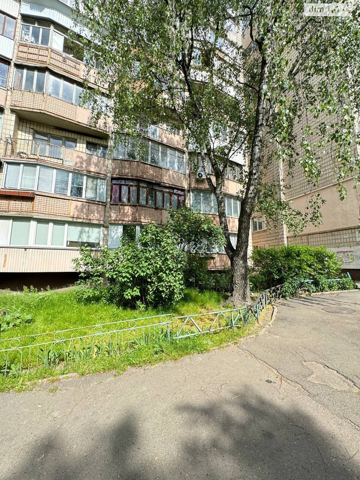 однокімнатна квартира в Києві, район Чоколівка, на бул. Чоколівський 14 в довготривалу оренду помісячно фото 1 однокімнатна квартира в Києві, район Чоколівка, на бул. Чоколівський 14 в довготривалу оренду помісячно фото 1