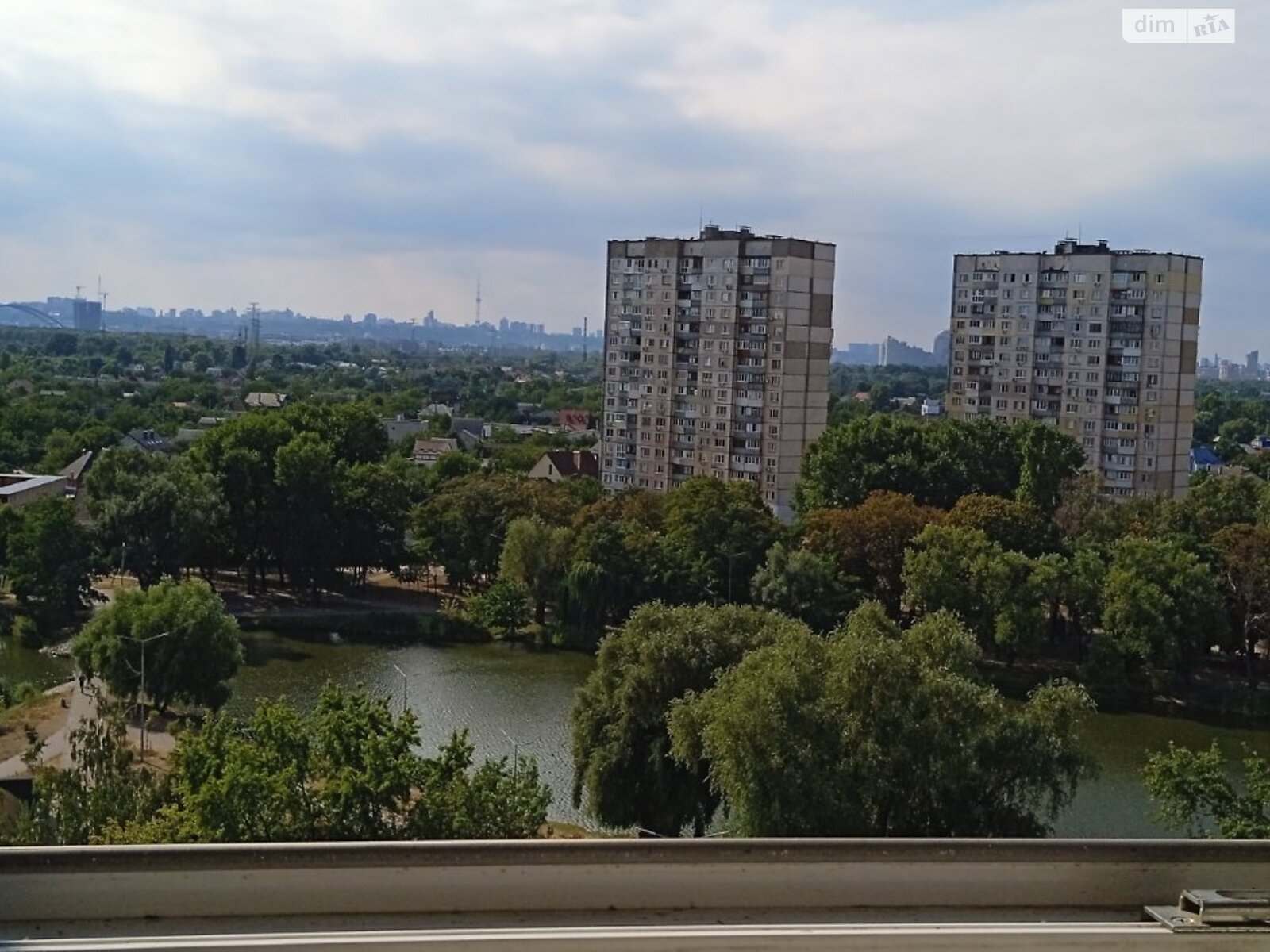 однокомнатная квартира в Киеве, район Дарницкий, на ул. Радужная 9 в аренду на долгий срок помесячно фото 1 однокомнатная квартира в Киеве, район Дарницкий, на ул. Радужная 9 в аренду на долгий срок помесячно фото 1