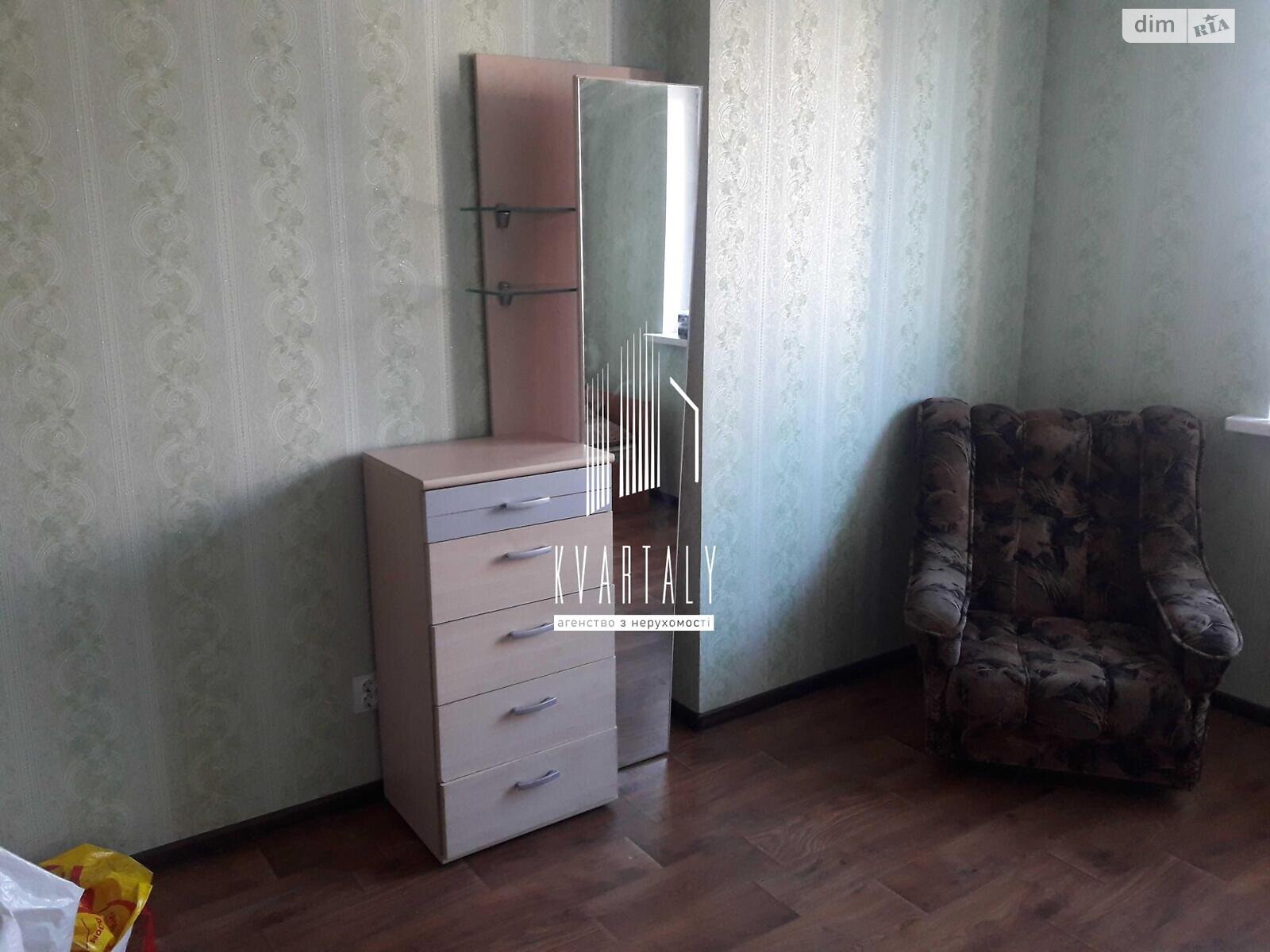 двухкомнатная квартира в Киеве, район Дарницкий, на ул. Александра Мишуги 14В в аренду на долгий срок помесячно фото 1 двухкомнатная квартира в Киеве, район Дарницкий, на ул. Александра Мишуги 14В в аренду на долгий срок помесячно фото 1