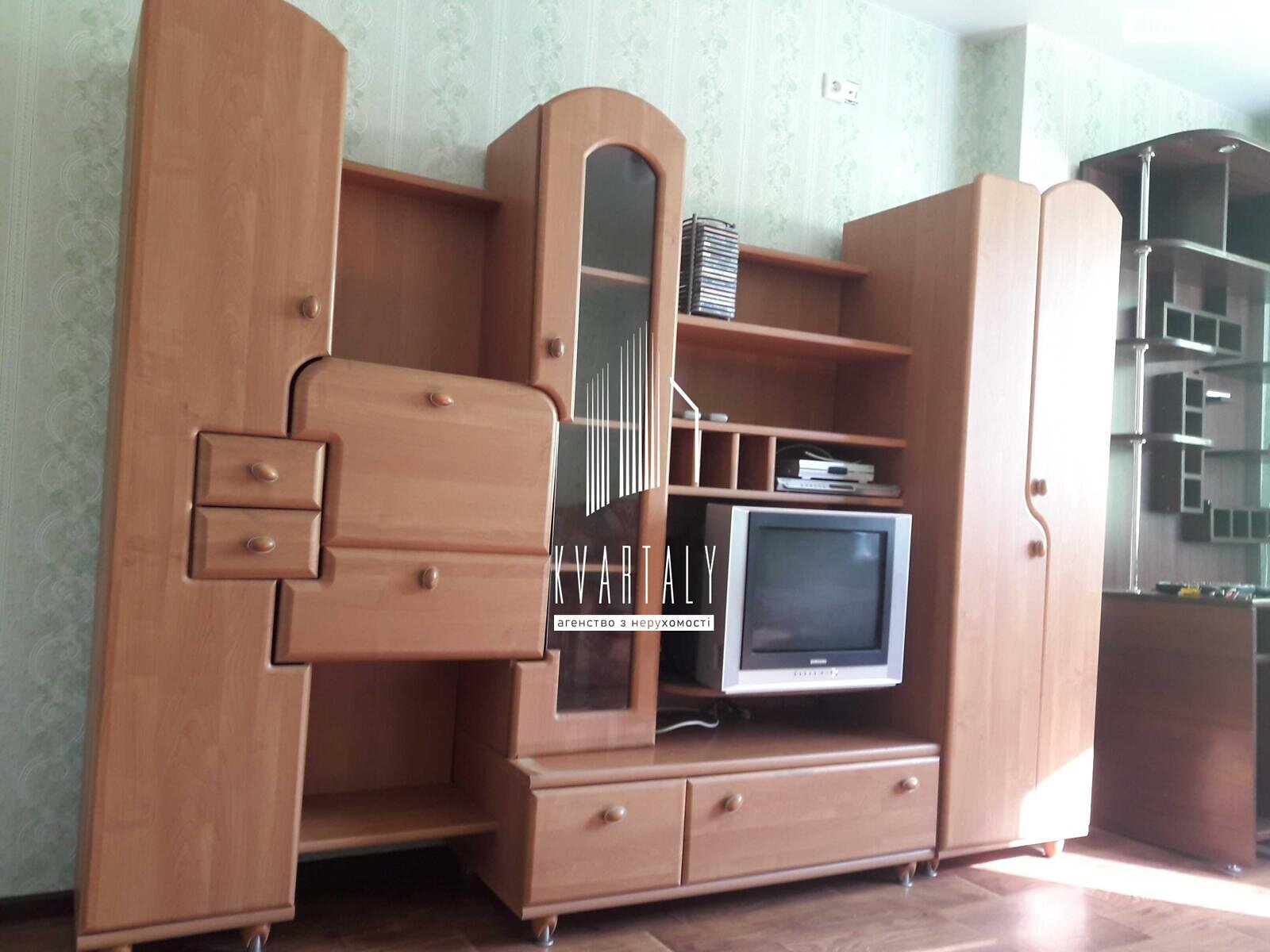 двухкомнатная квартира в Киеве, район Дарницкий, на ул. Александра Мишуги 14В в аренду на долгий срок помесячно фото 1 двухкомнатная квартира в Киеве, район Дарницкий, на ул. Александра Мишуги 14В в аренду на долгий срок помесячно фото 1
