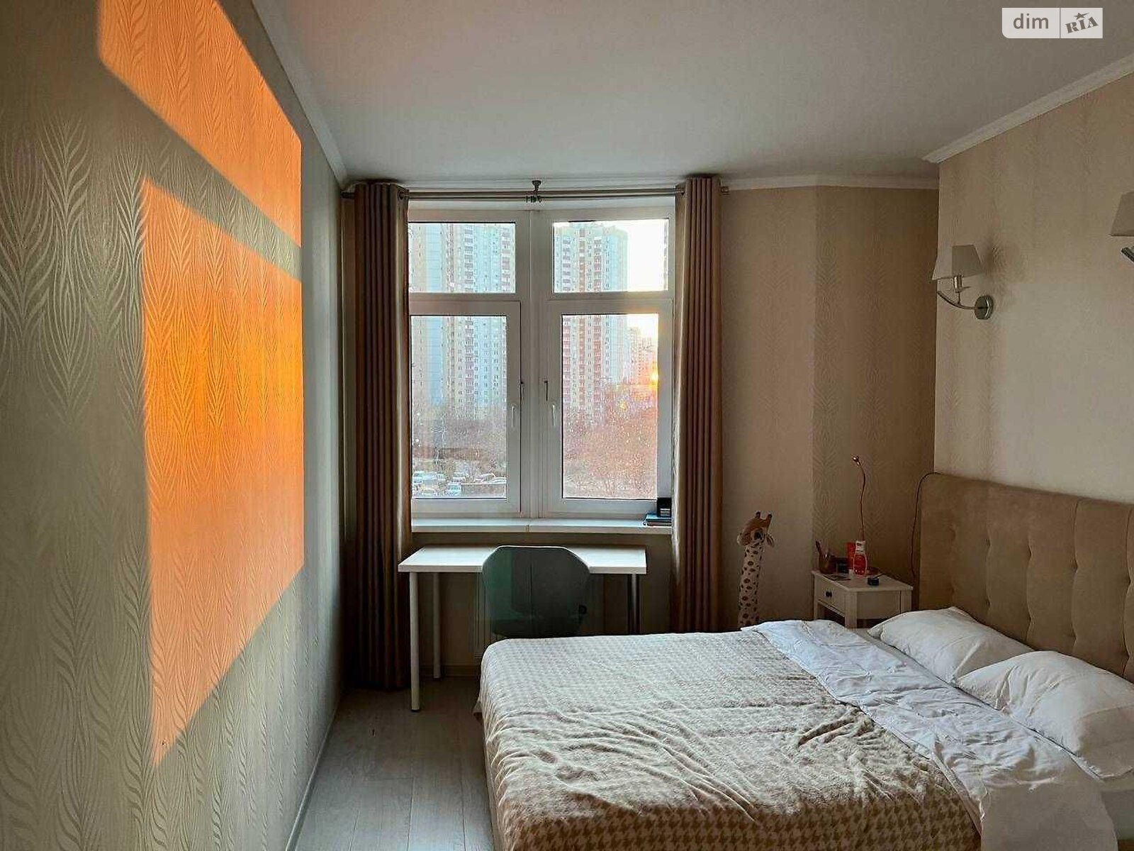 двухкомнатная квартира в Киеве, район Дарницкий, на ул. Анны Ахматовой 22 в аренду на долгий срок помесячно фото 1