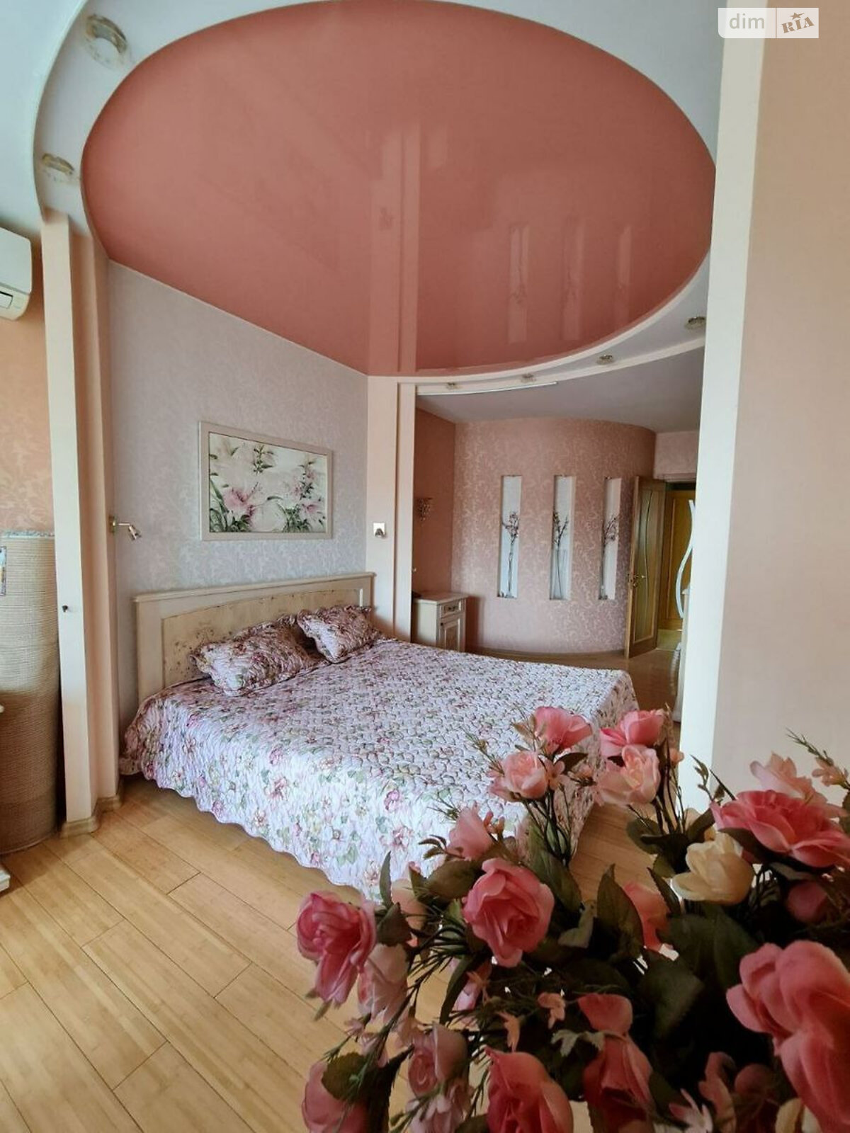 трикімнатна квартира в Києві, район Дарницький, на вул. Ахматової Анни 16Б в довготривалу оренду помісячно фото 1 трикімнатна квартира в Києві, район Дарницький, на вул. Ахматової Анни 16Б в довготривалу оренду помісячно фото 1