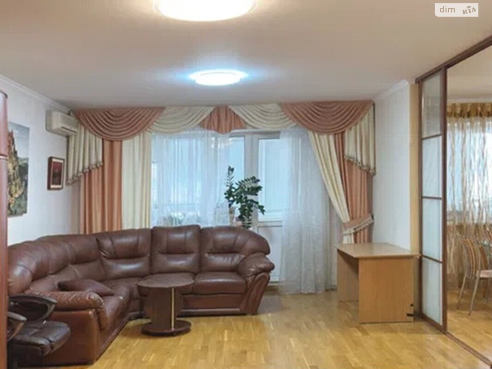 однокомнатная квартира в Киеве, район Дарницкий, на ул. Анны Ахматовой 13 в аренду на долгий срок помесячно фото 1 однокомнатная квартира в Киеве, район Дарницкий, на ул. Анны Ахматовой 13 в аренду на долгий срок помесячно фото 1