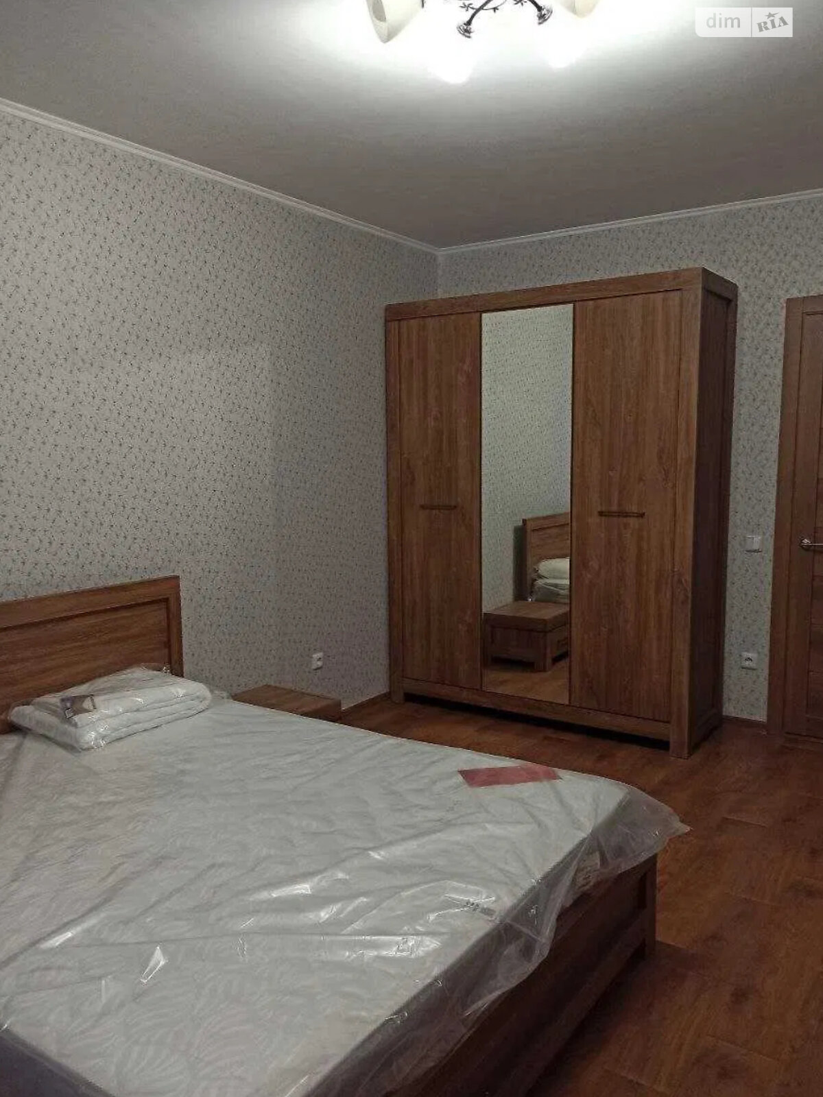 двокімнатна квартира з ремонтом в Києві, район Дарницький, на вул. Бориса Антоненка-Давидовича 1 в довготривалу оренду помісячно фото 1 двокімнатна квартира з ремонтом в Києві, район Дарницький, на вул. Бориса Антоненка-Давидовича 1 в довготривалу оренду помісячно фото 1