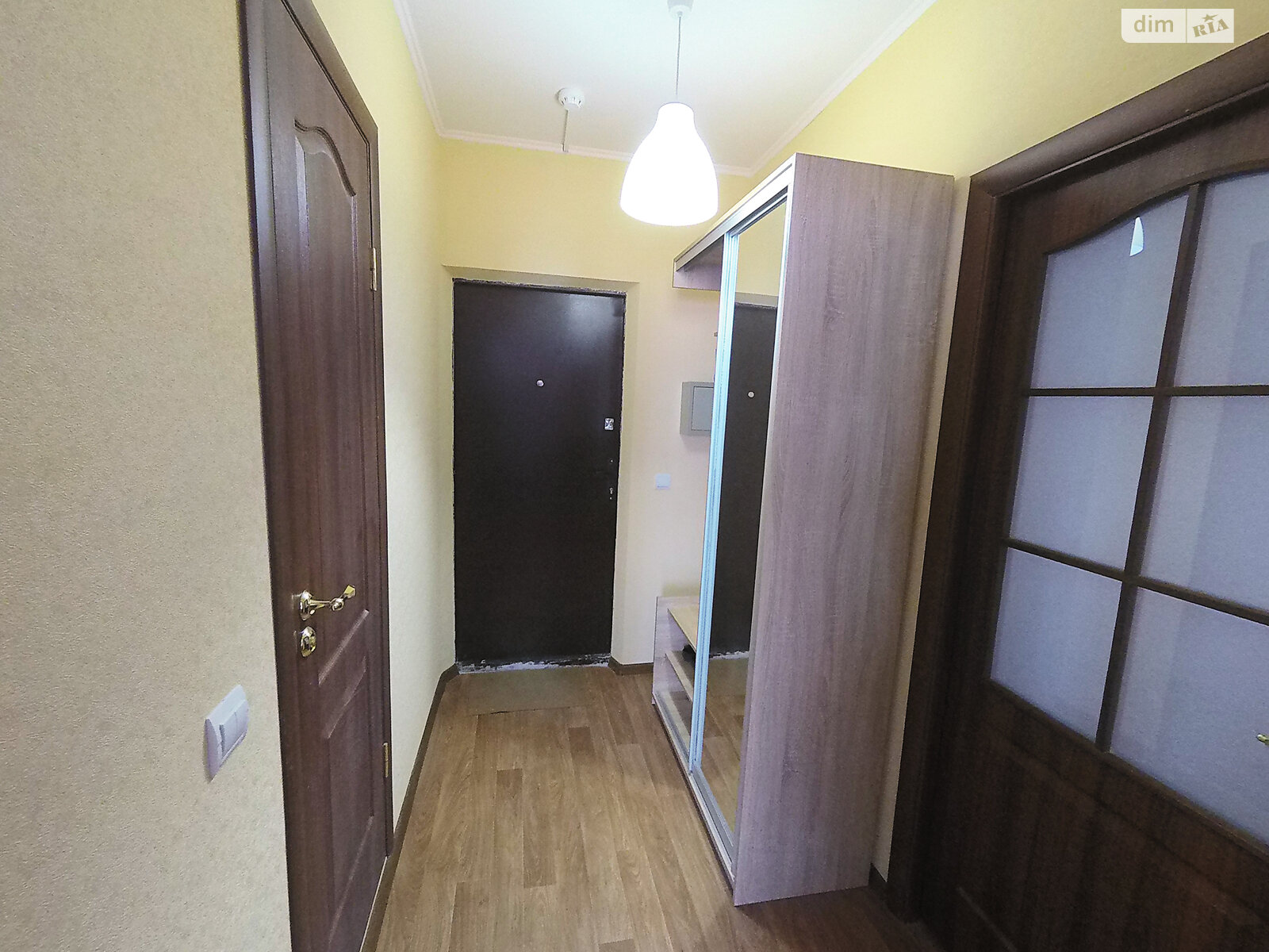 однокімнатна квартира в Києві, район Позняки, на вул. Бориса Гмирі 14 в довготривалу оренду помісячно фото 1 однокімнатна квартира в Києві, район Позняки, на вул. Бориса Гмирі 14 в довготривалу оренду помісячно фото 1