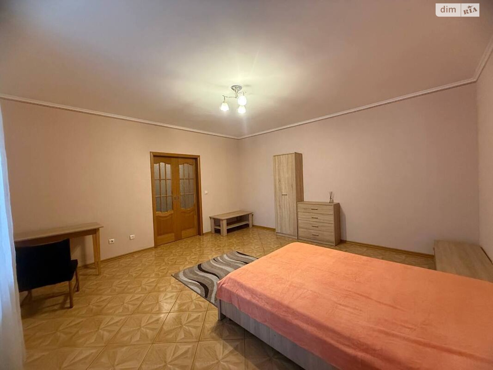 однокомнатная квартира в Киеве, район Дарницкий, на ул. Бориса Гмыри 4 в аренду на долгий срок помесячно фото 1 однокомнатная квартира в Киеве, район Дарницкий, на ул. Бориса Гмыри 4 в аренду на долгий срок помесячно фото 1