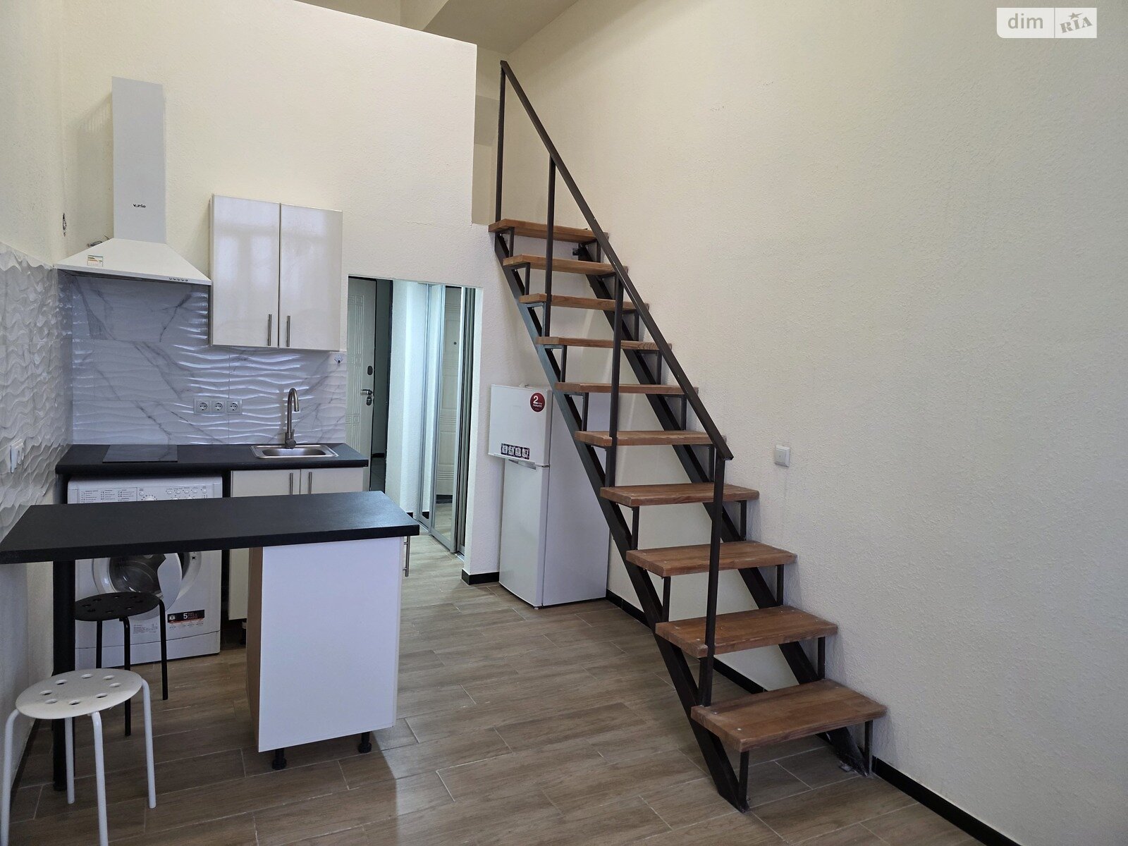 однокомнатная квартира в Киеве, район Дарницкий, на ул. Бориспольская 9, кв. 70 в аренду на долгий срок помесячно фото 1