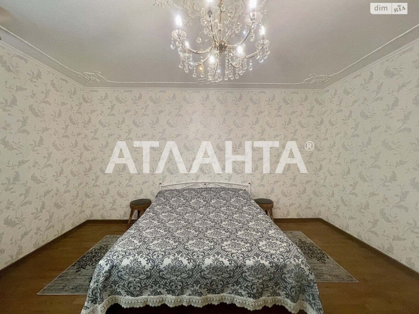 четырехкомнатная квартира в Киеве, район Дарницкий, на ул. Чавдар Елизаветы в аренду на долгий срок помесячно фото 1 четырехкомнатная квартира в Киеве, район Дарницкий, на ул. Чавдар Елизаветы в аренду на долгий срок помесячно фото 1