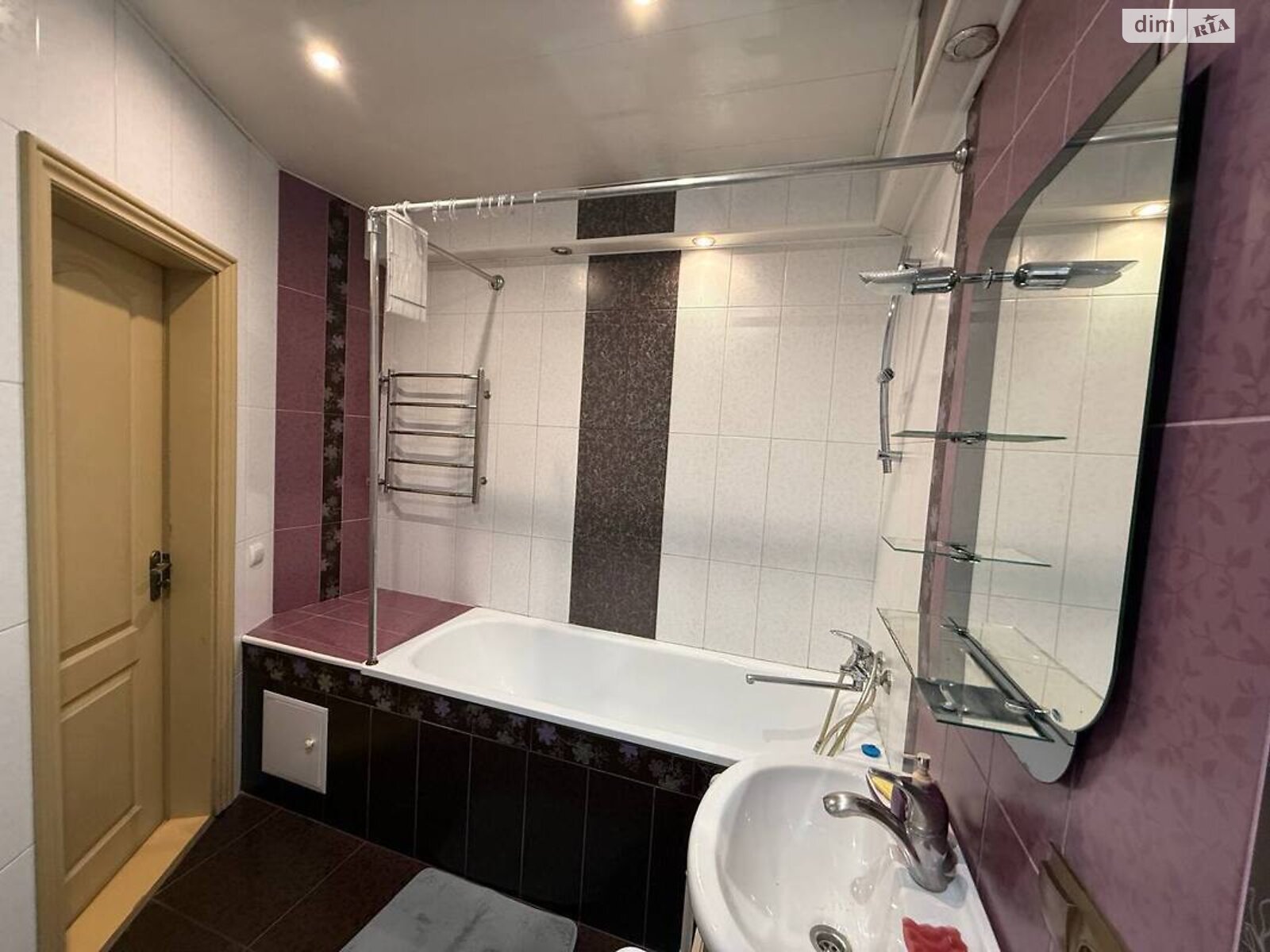 однокомнатная квартира в Киеве, район Дарницкий, на ул. Чавдар Елизаветы 14 в аренду на долгий срок помесячно фото 1