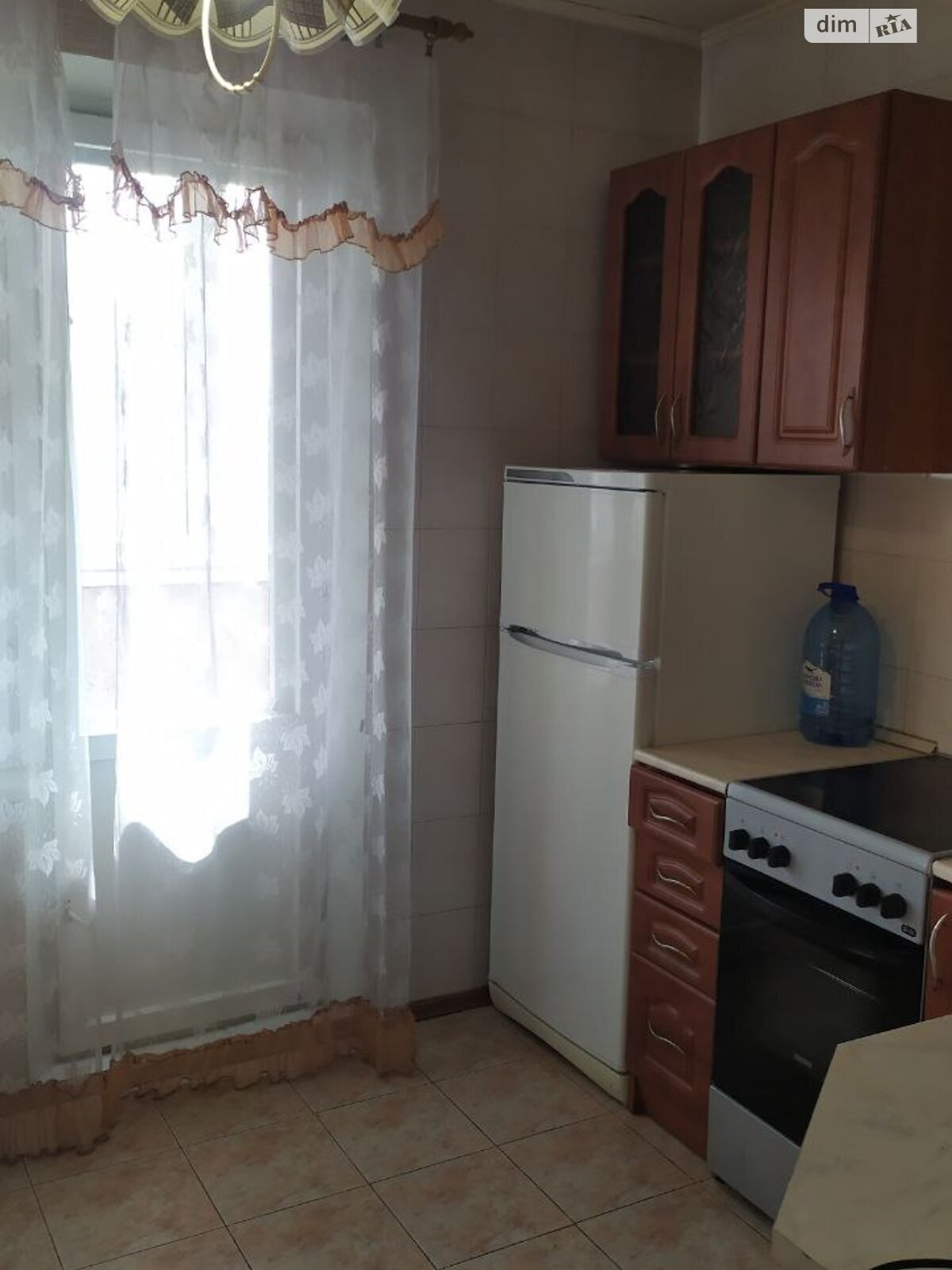 однокімнатна квартира з меблями в Києві, район Дарницький, на вул. Драгоманова 40 в довготривалу оренду помісячно фото 1 однокімнатна квартира з меблями в Києві, район Дарницький, на вул. Драгоманова 40 в довготривалу оренду помісячно фото 1