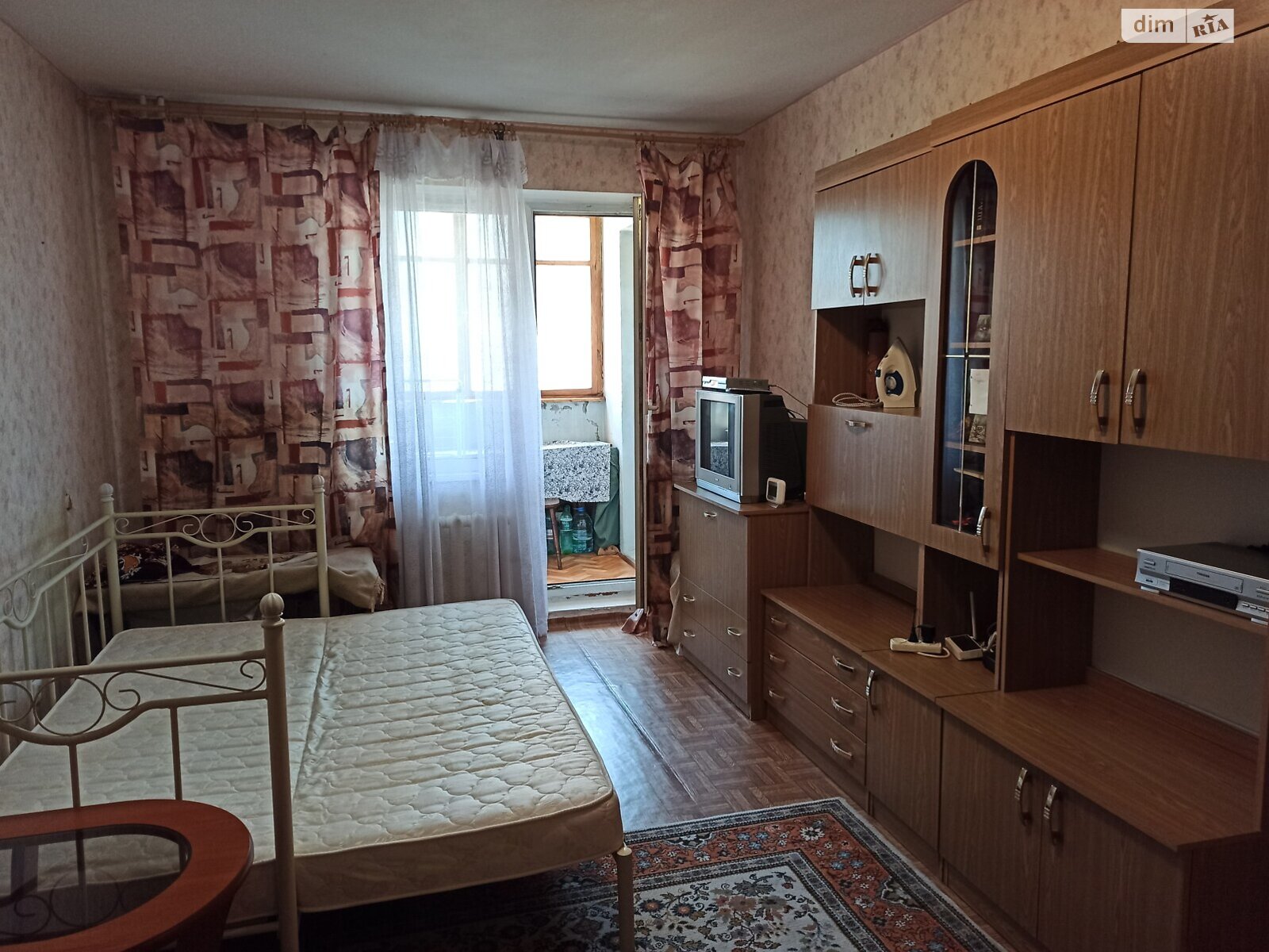 однокімнатна квартира з меблями в Києві, район Дарницький, на вул. Драгоманова 14 в довготривалу оренду помісячно фото 1 однокімнатна квартира з меблями в Києві, район Дарницький, на вул. Драгоманова 14 в довготривалу оренду помісячно фото 1