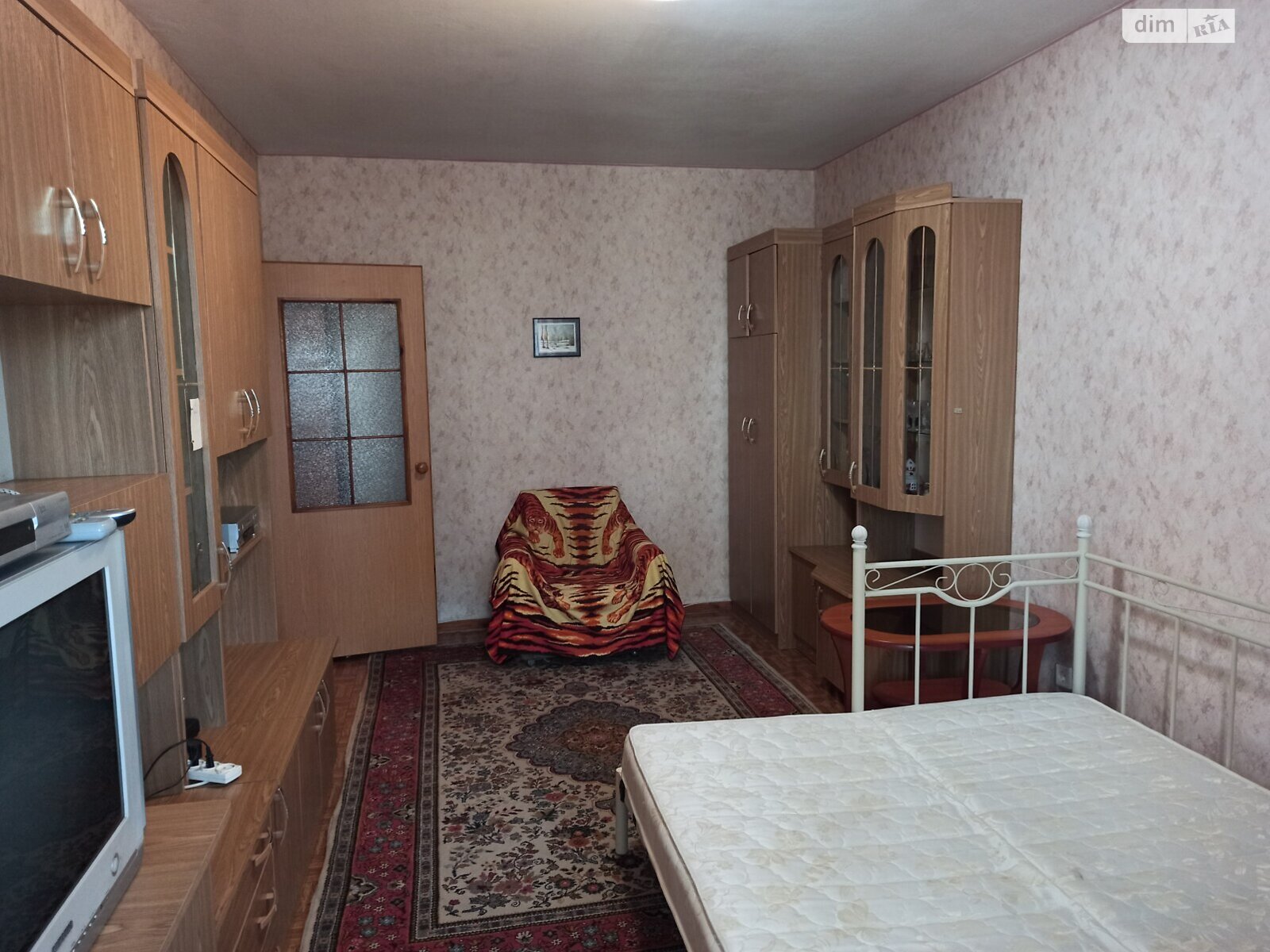 однокімнатна квартира з меблями в Києві, район Дарницький, на вул. Драгоманова 14 в довготривалу оренду помісячно фото 1 однокімнатна квартира з меблями в Києві, район Дарницький, на вул. Драгоманова 14 в довготривалу оренду помісячно фото 1