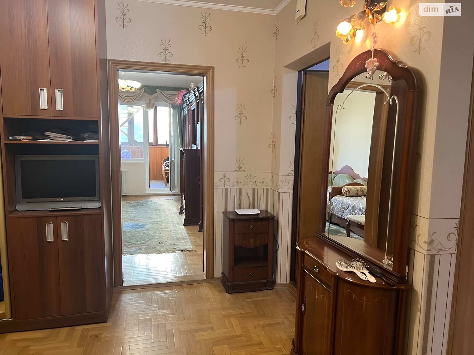 двокімнатна квартира в Києві, район Дарницький, на вул. Драгоманова 14А в довготривалу оренду помісячно фото 1 двокімнатна квартира в Києві, район Дарницький, на вул. Драгоманова 14А в довготривалу оренду помісячно фото 1